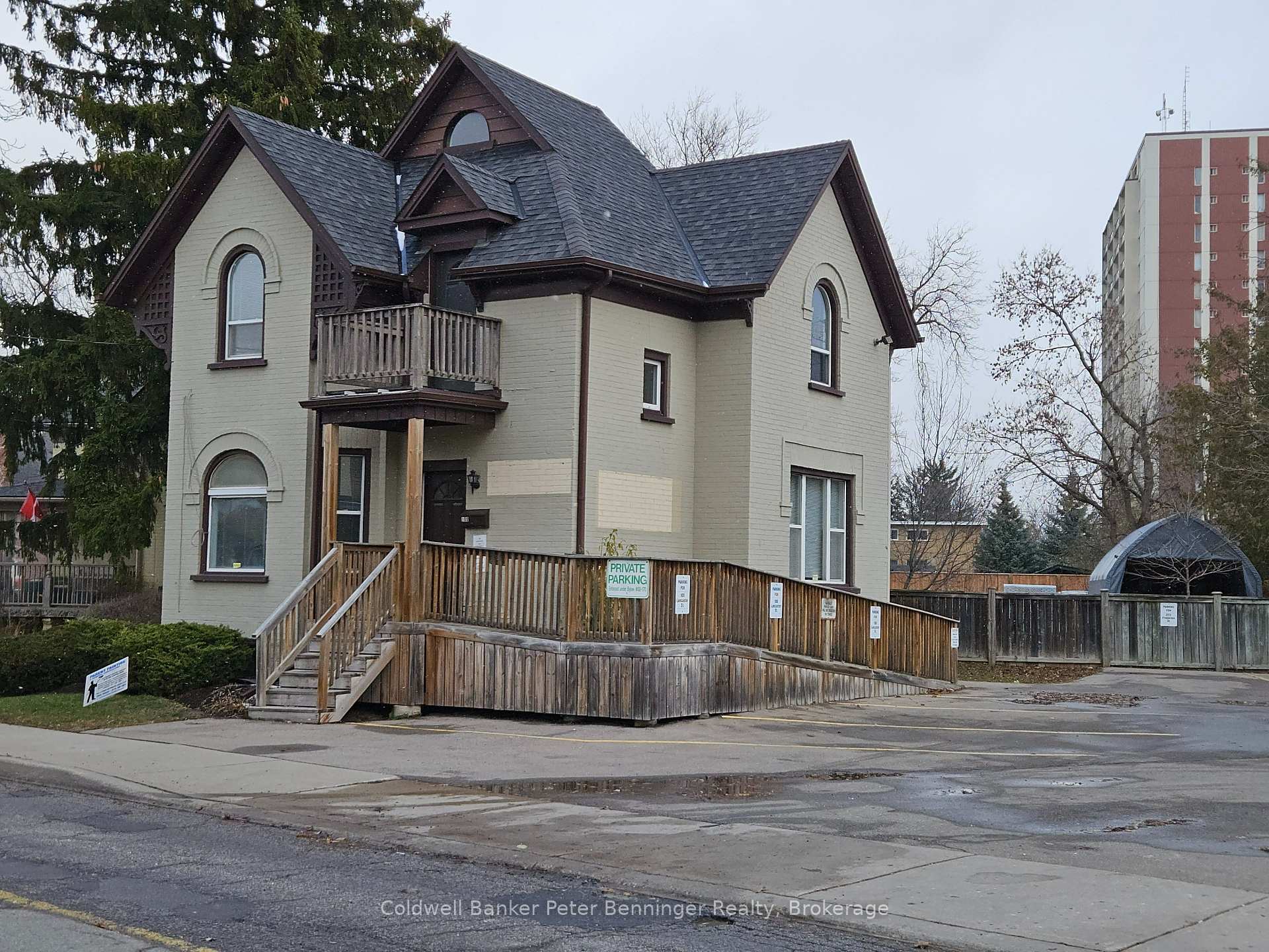 residential Property Image no.1