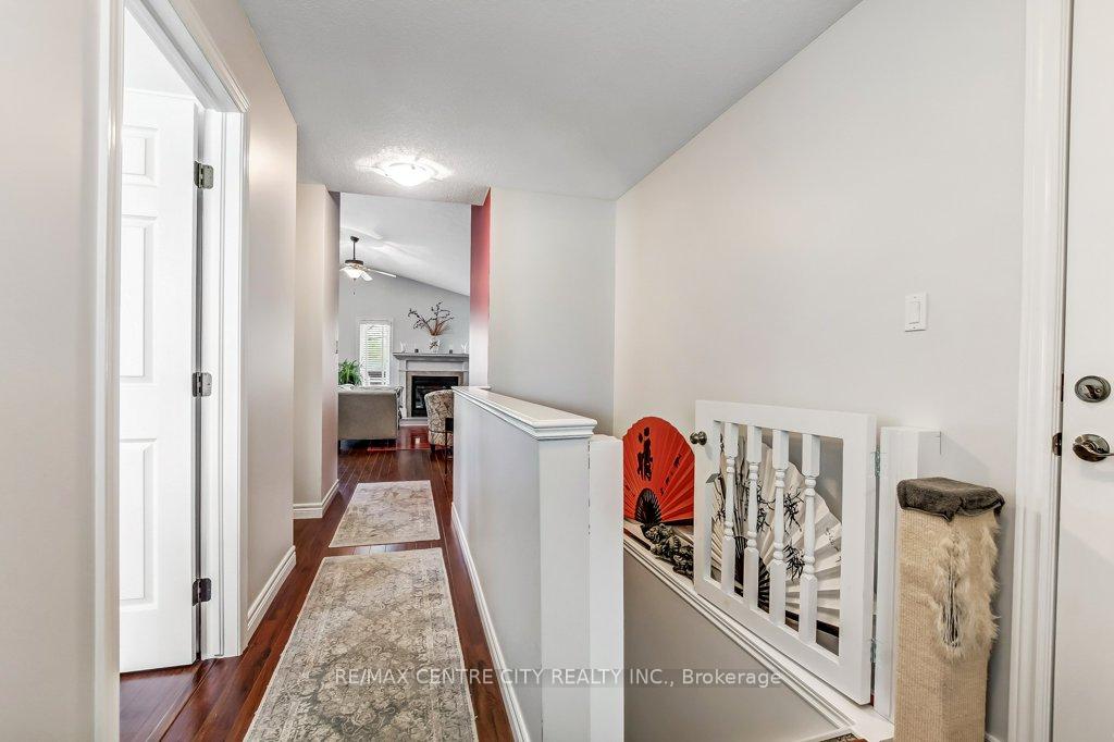 16 Havenridge Court 14, St. Thomas — photo 4 of 5