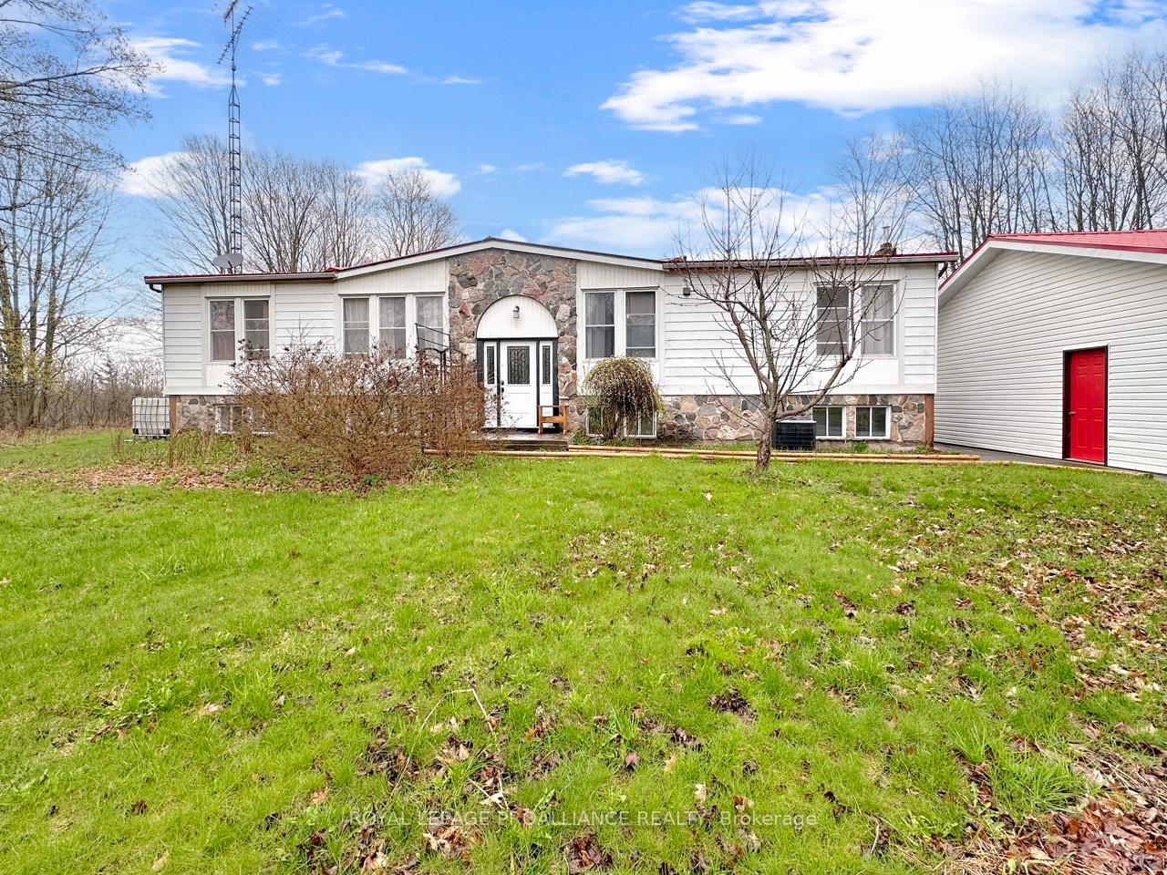 19656 Loyalist Parkway, Prince Edward County, ON K0K 1T0 — Prince Edward County, Ontario