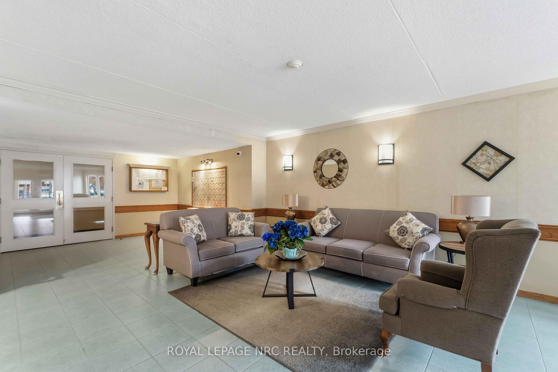 3420 FREDERICK Avenue 121, Lincoln — photo 3 of 5