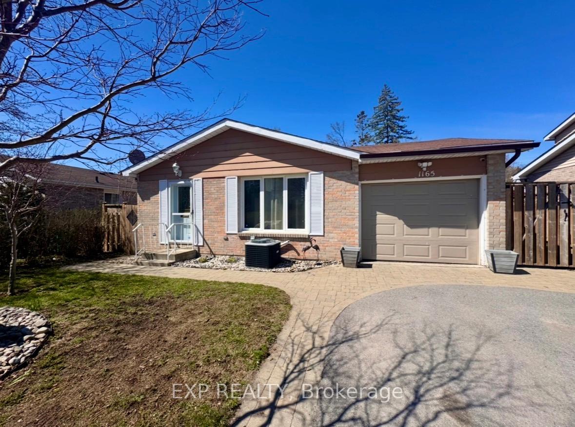 1165 Whitefield Drive, Peterborough — photo 2 of 5