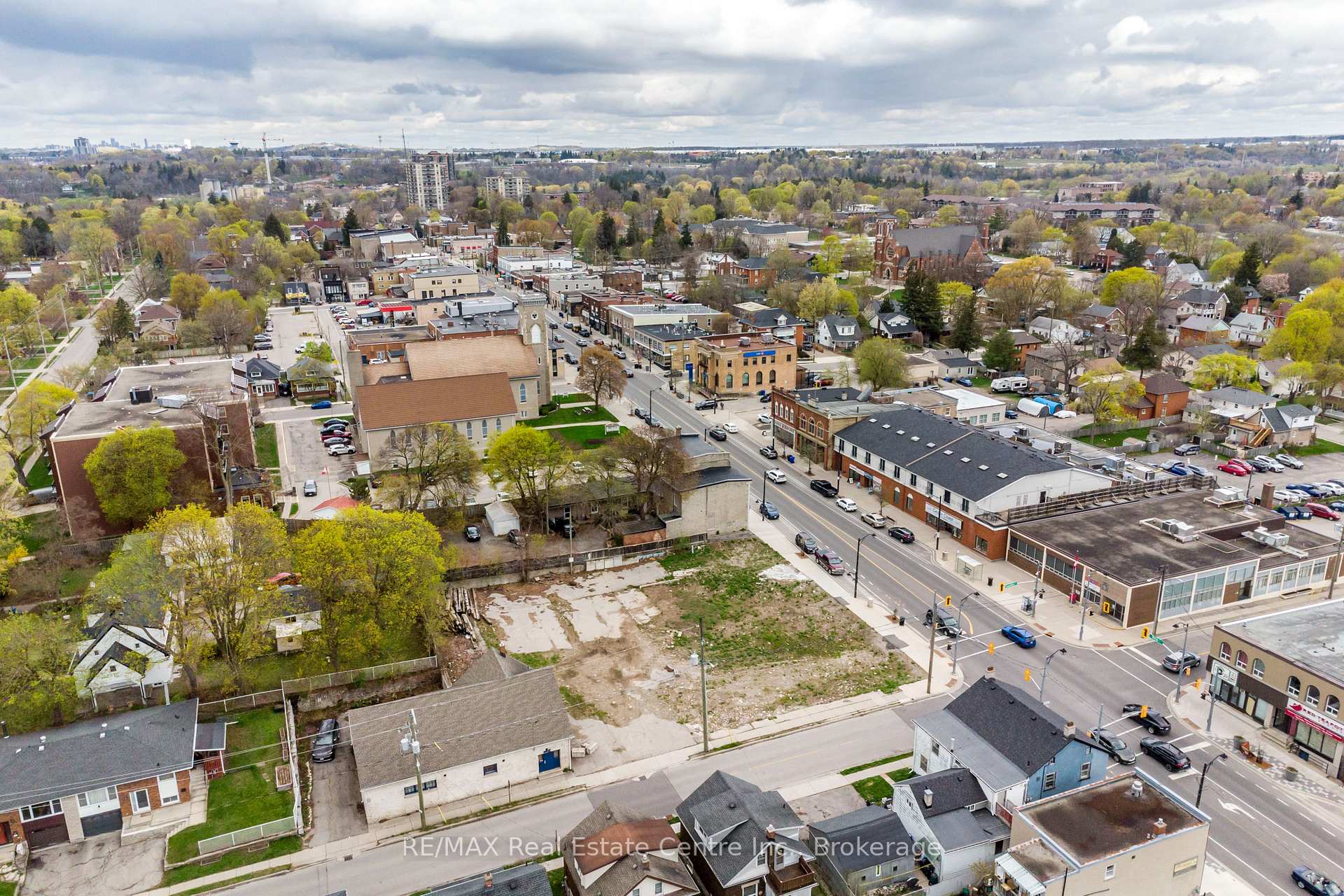 868 King Street E, Cambridge, ON N3H 3P2 — Cambridge, Ontario