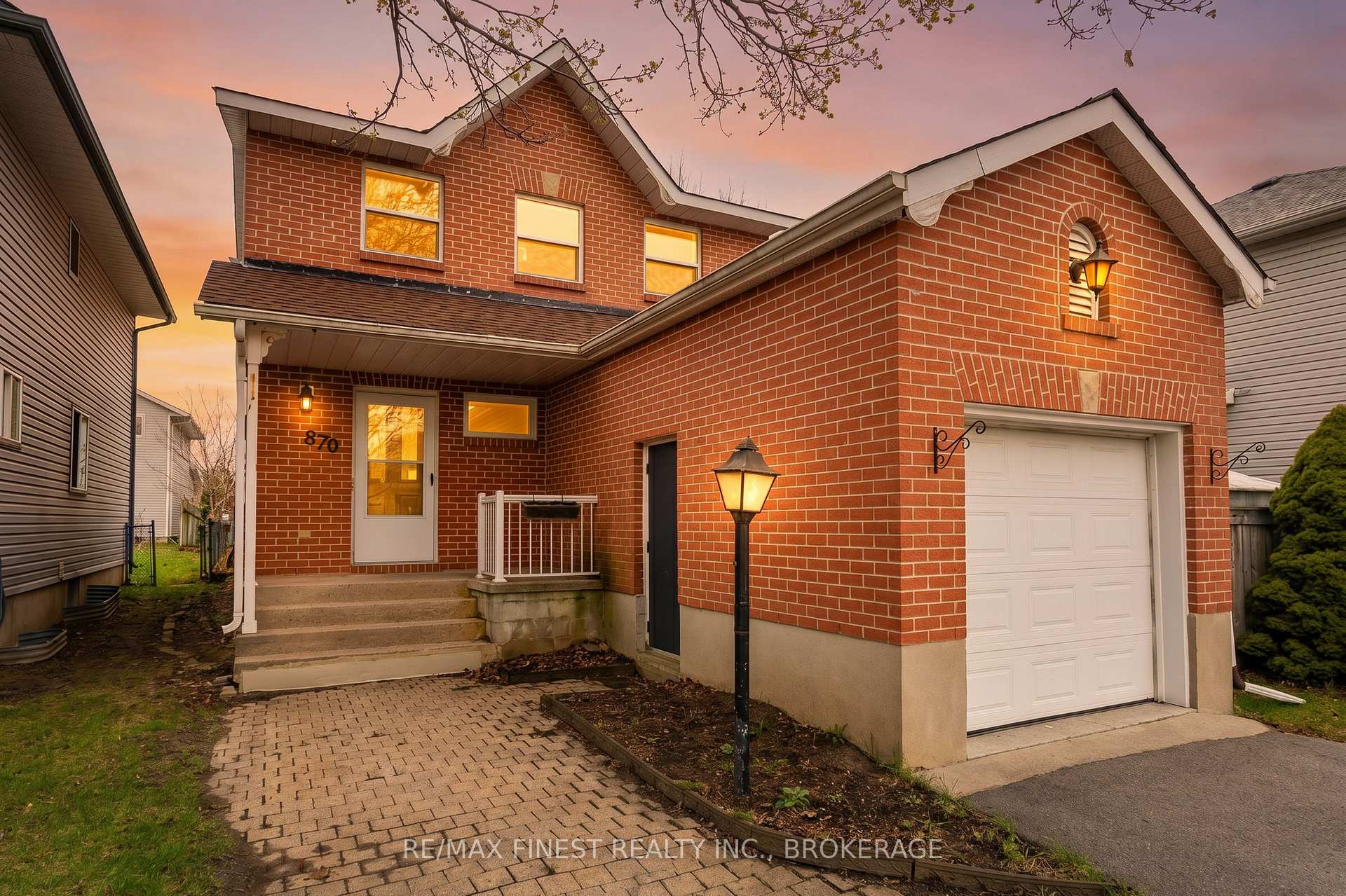 870 WALKER Court, Kingston, ON K7M 8L2 — Kingston, Ontario