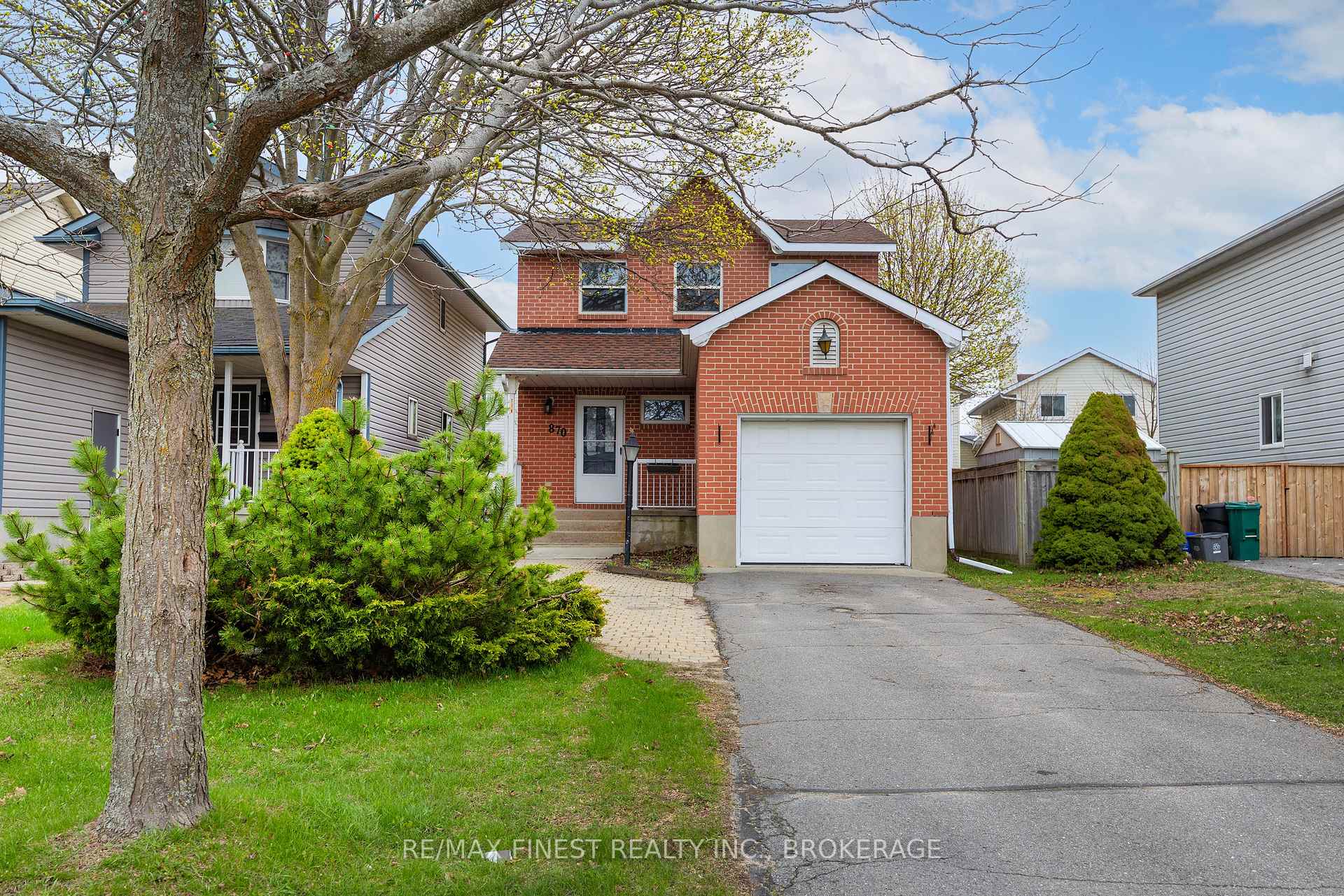 870 WALKER Court, Kingston — photo 2 of 5
