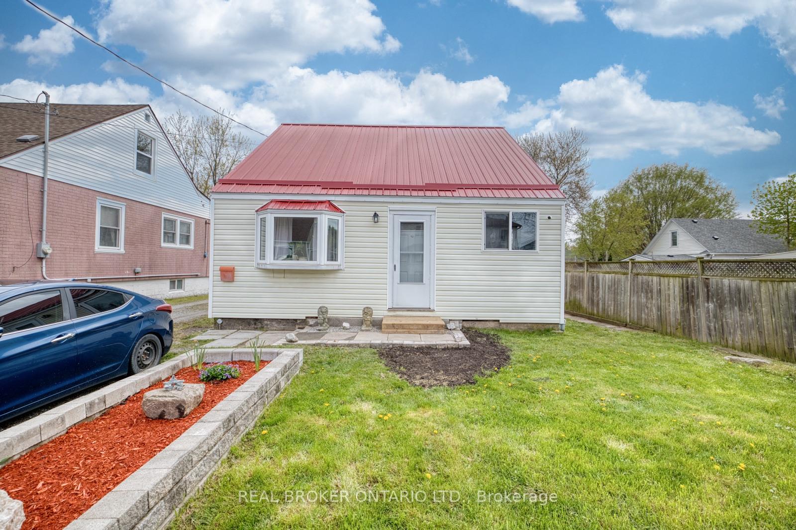 5298 Ottawa Avenue, Niagara Falls, ON L2E 4Y8