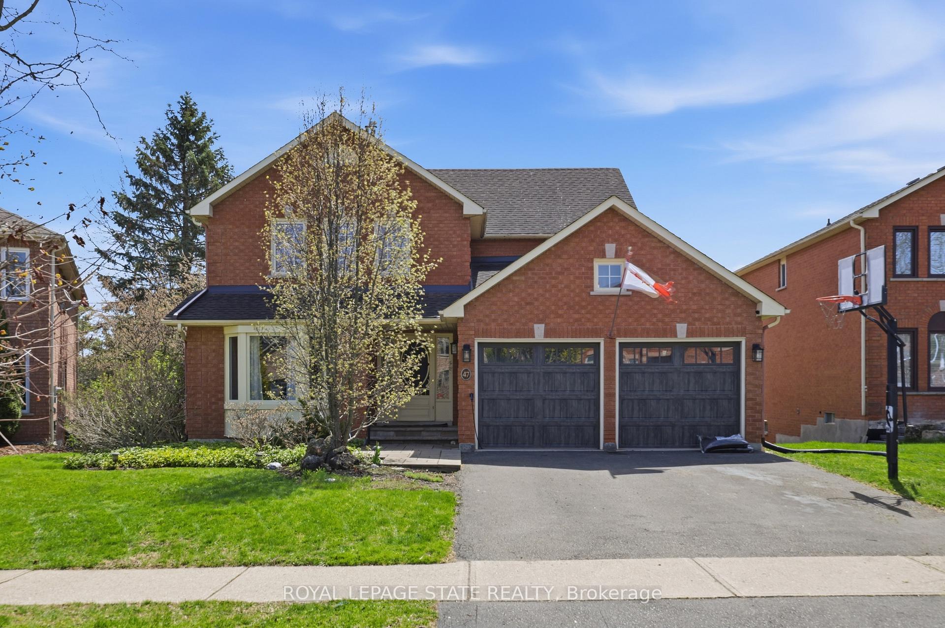47 Macdougall Drive, Hamilton, ON L9H 6X8