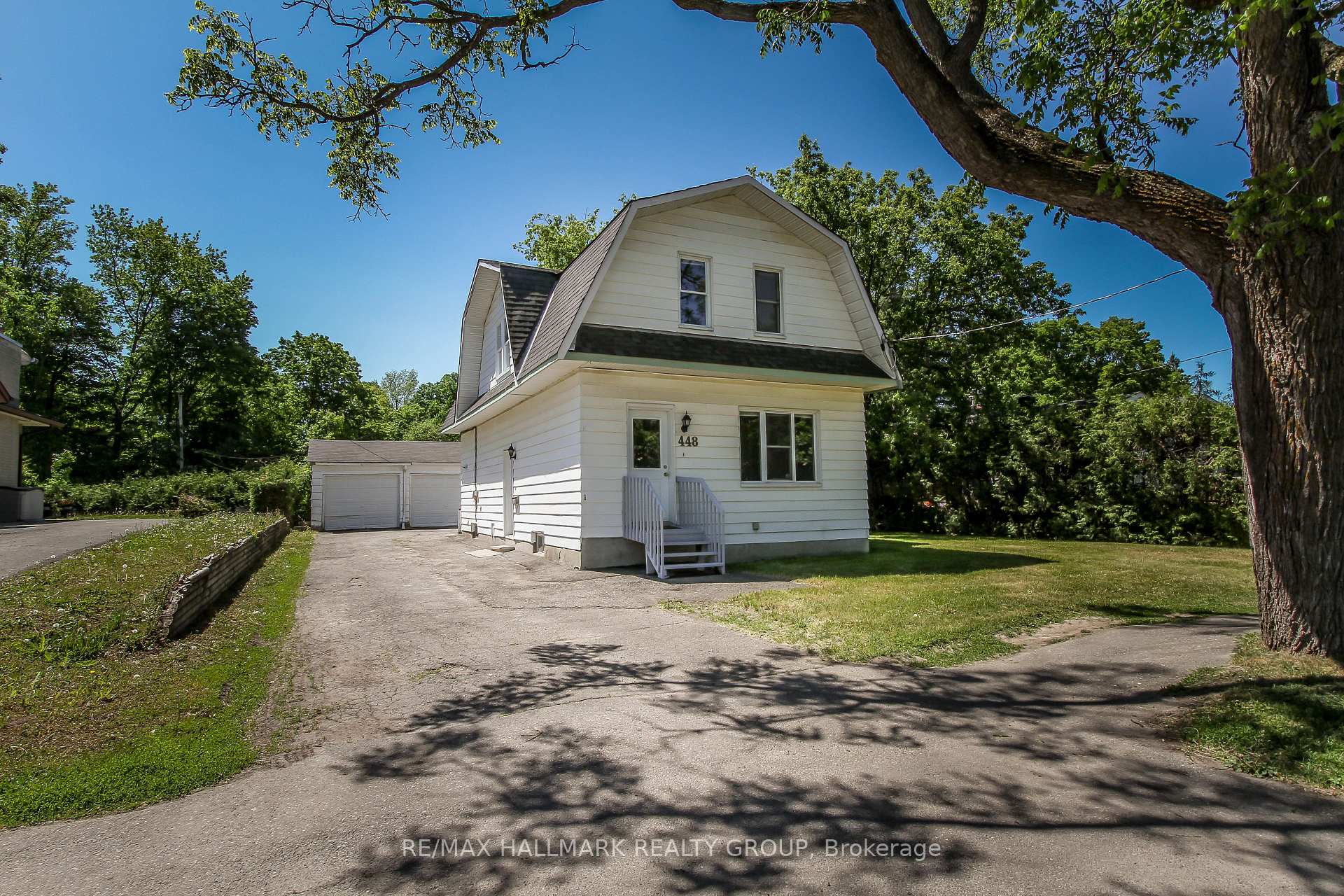 448 Pleasant Park Road, Alta Vista and Area, ON K1H 5N1