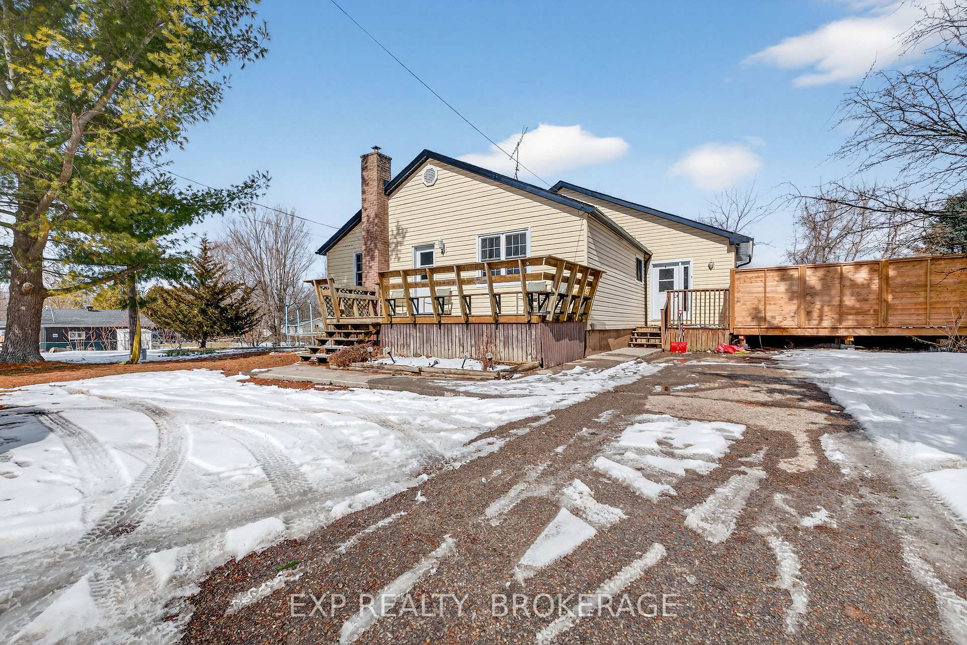 2928 HISCOCKS Road, Front of Leeds & Seeleys Bay, ON K7G 2V4