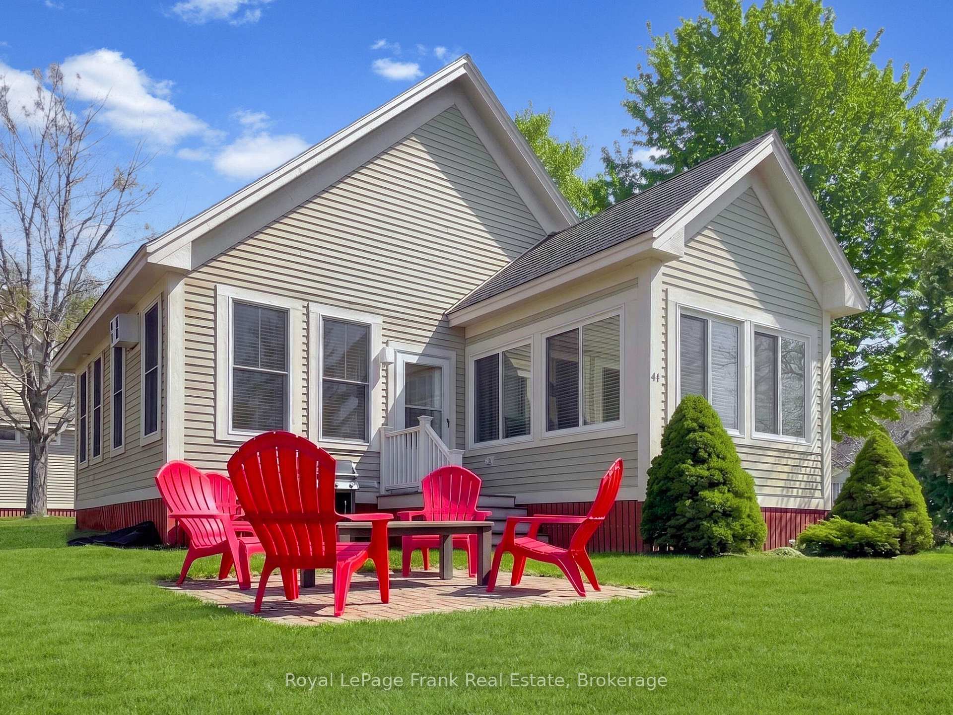 34 Meadow View Lane, Prince Edward County, ON K0K 1P0