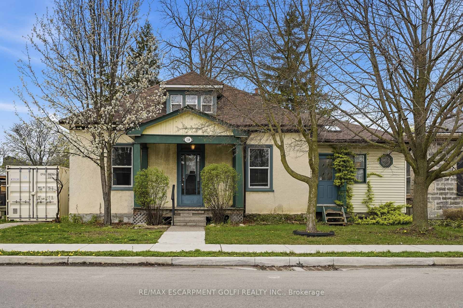 114 GRAND Avenue S, Cambridge, ON N1S 2M2