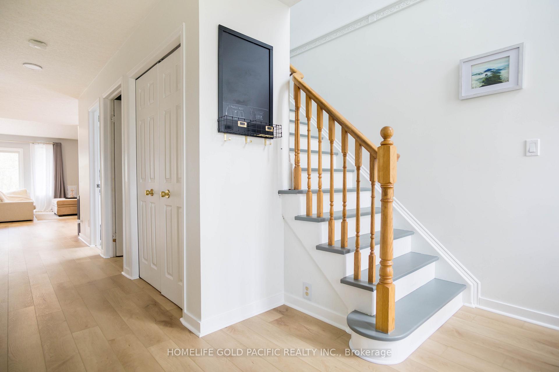 655 Inglis Falls Place, Waterloo — photo 3 of 5