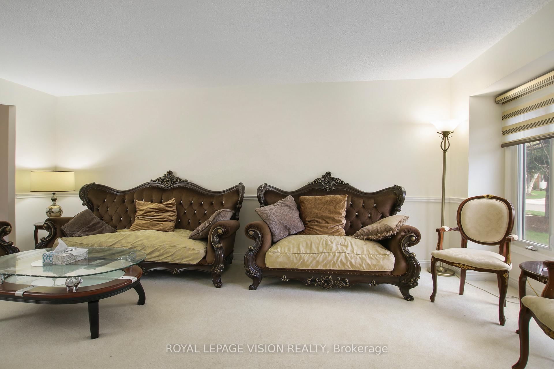 123 Chesham Avenue, London North — photo 4 of 5