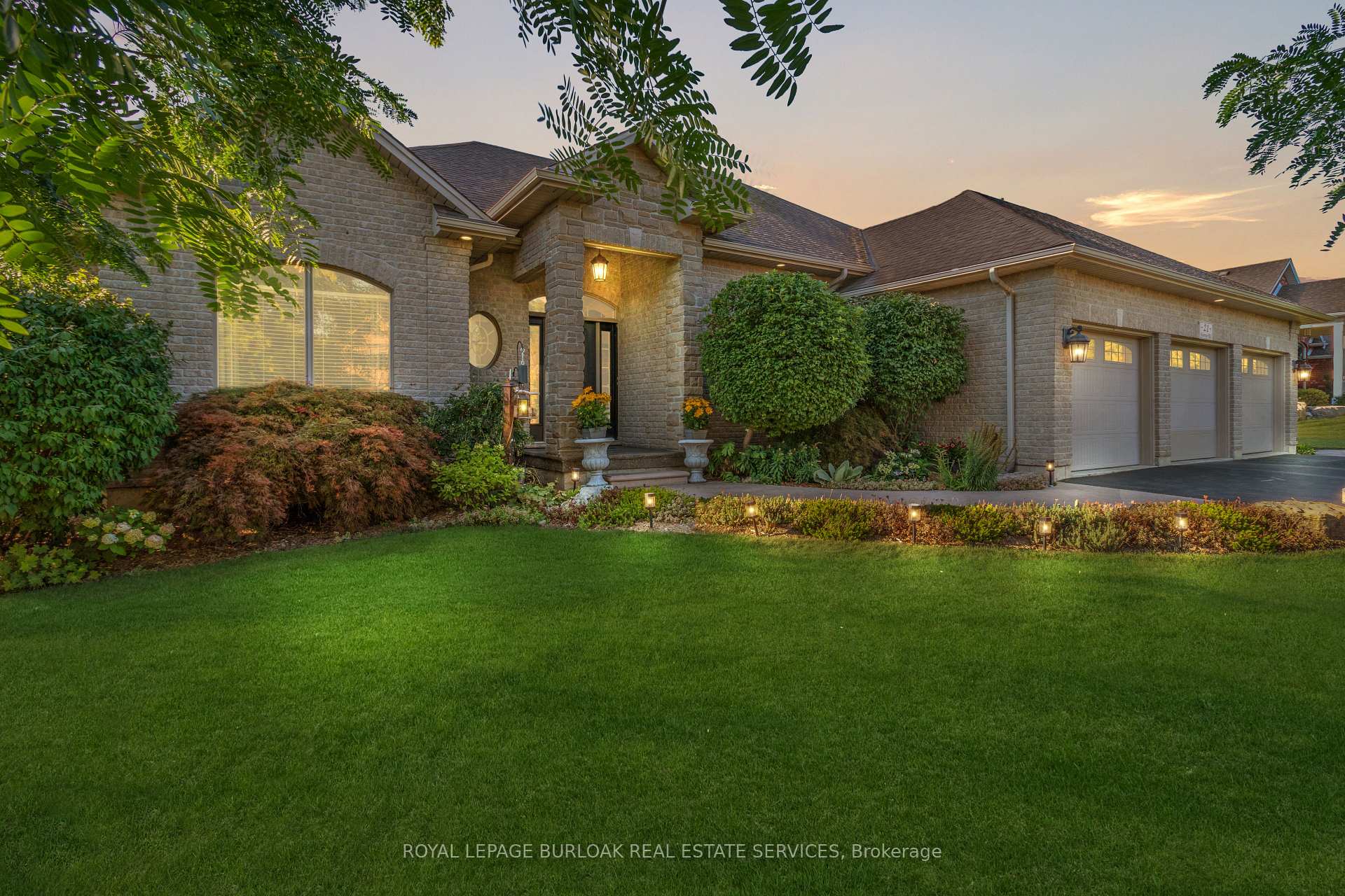21 Farrow Road, Brantford — photo 2 of 5