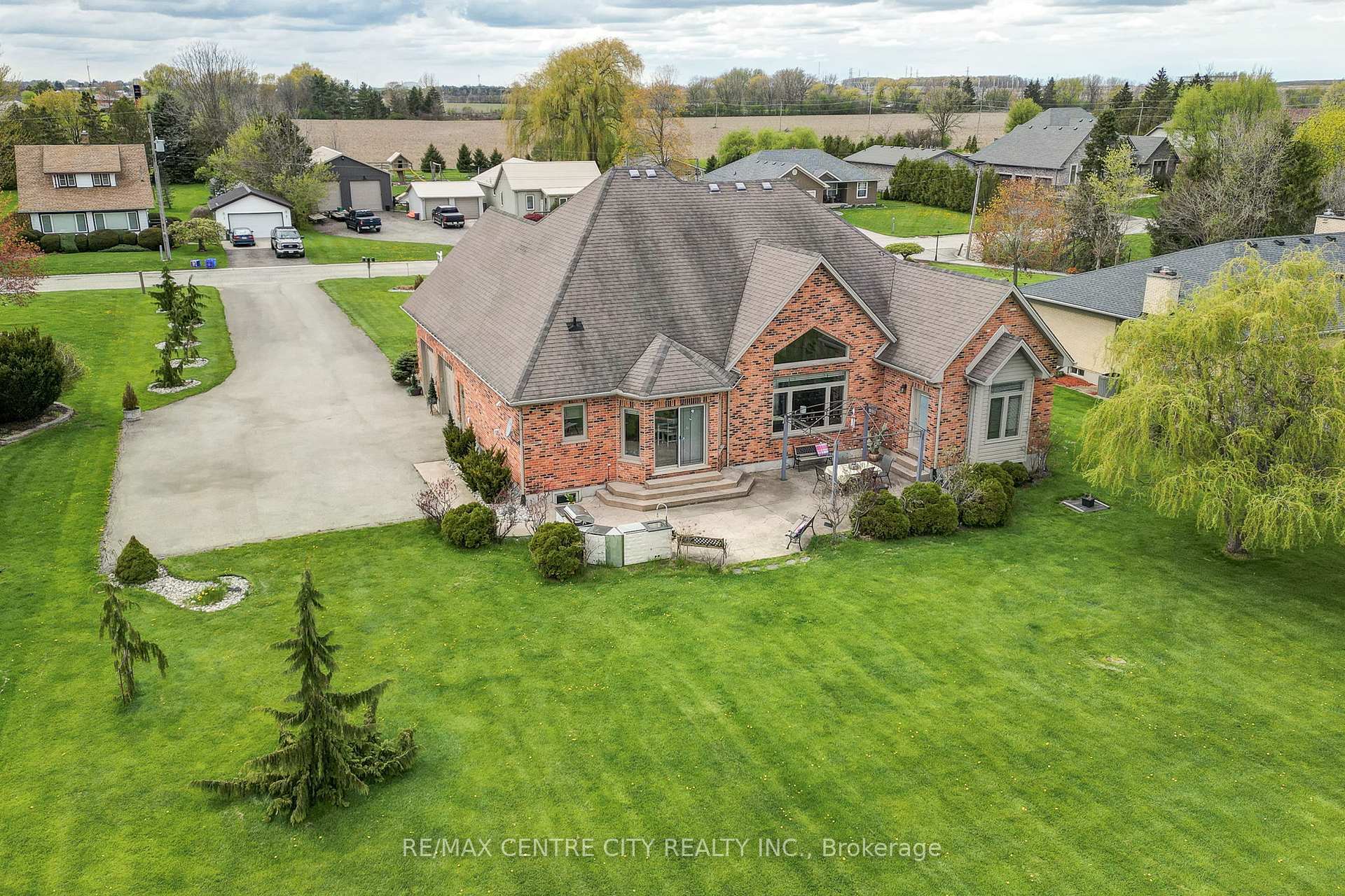 9538 Tower Road, Central Elgin — photo 5 of 5