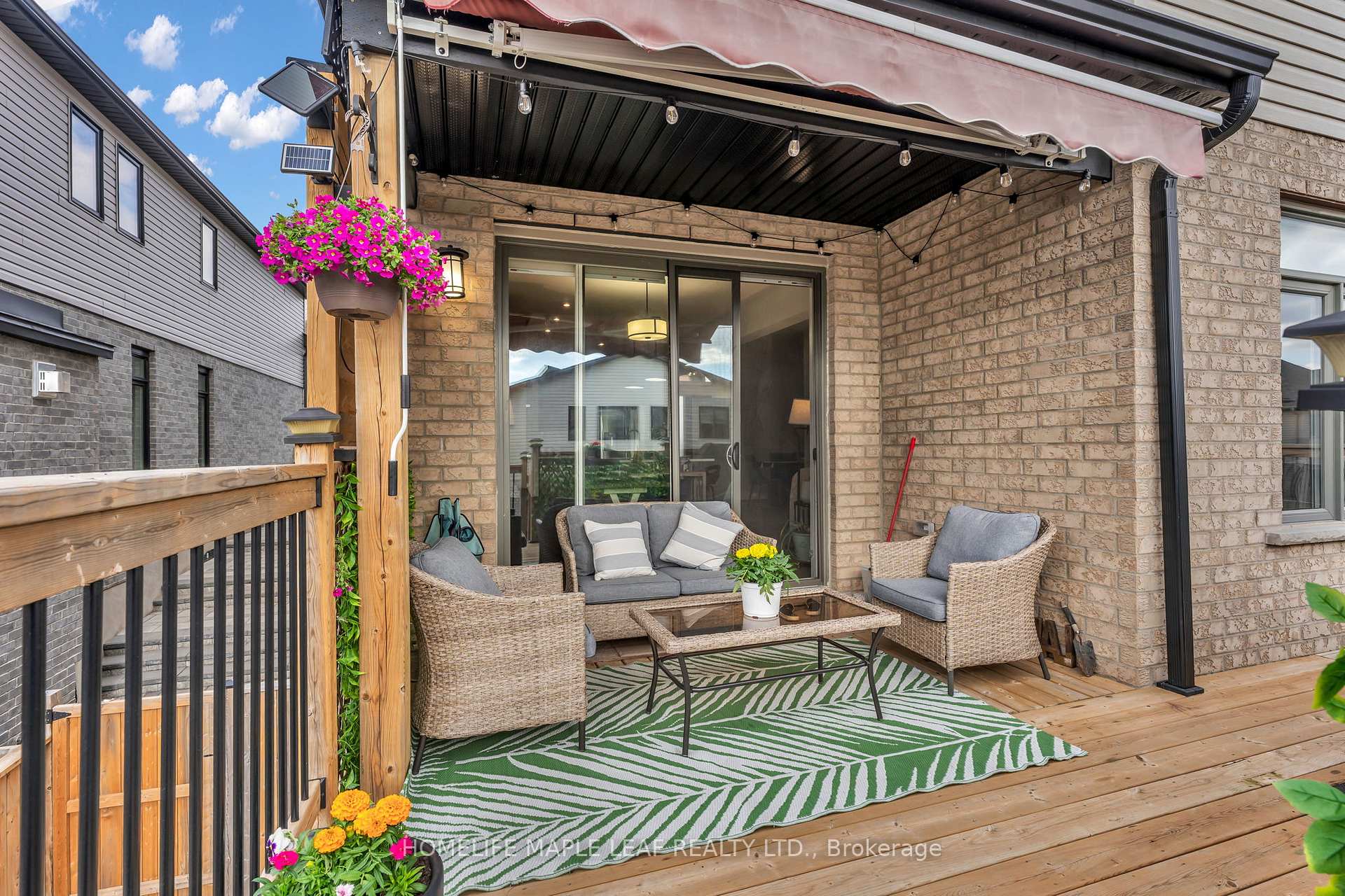2195 Ironwood Road, London South — photo 4 of 5