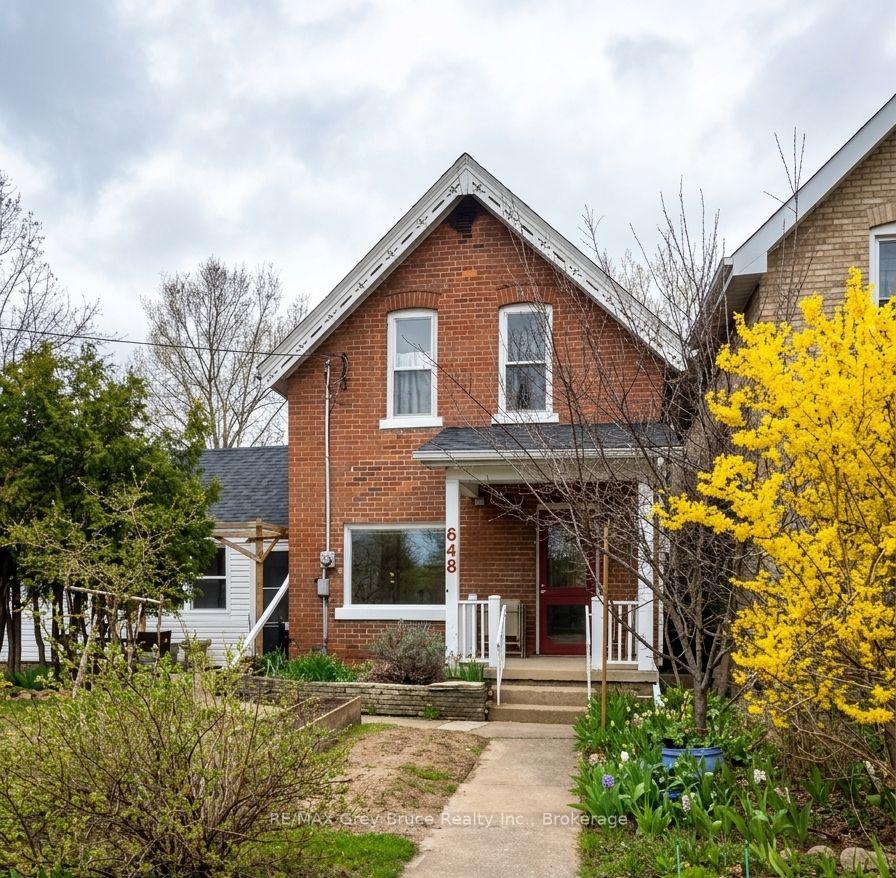 648 9th Street E, Owen Sound — photo 4 of 5