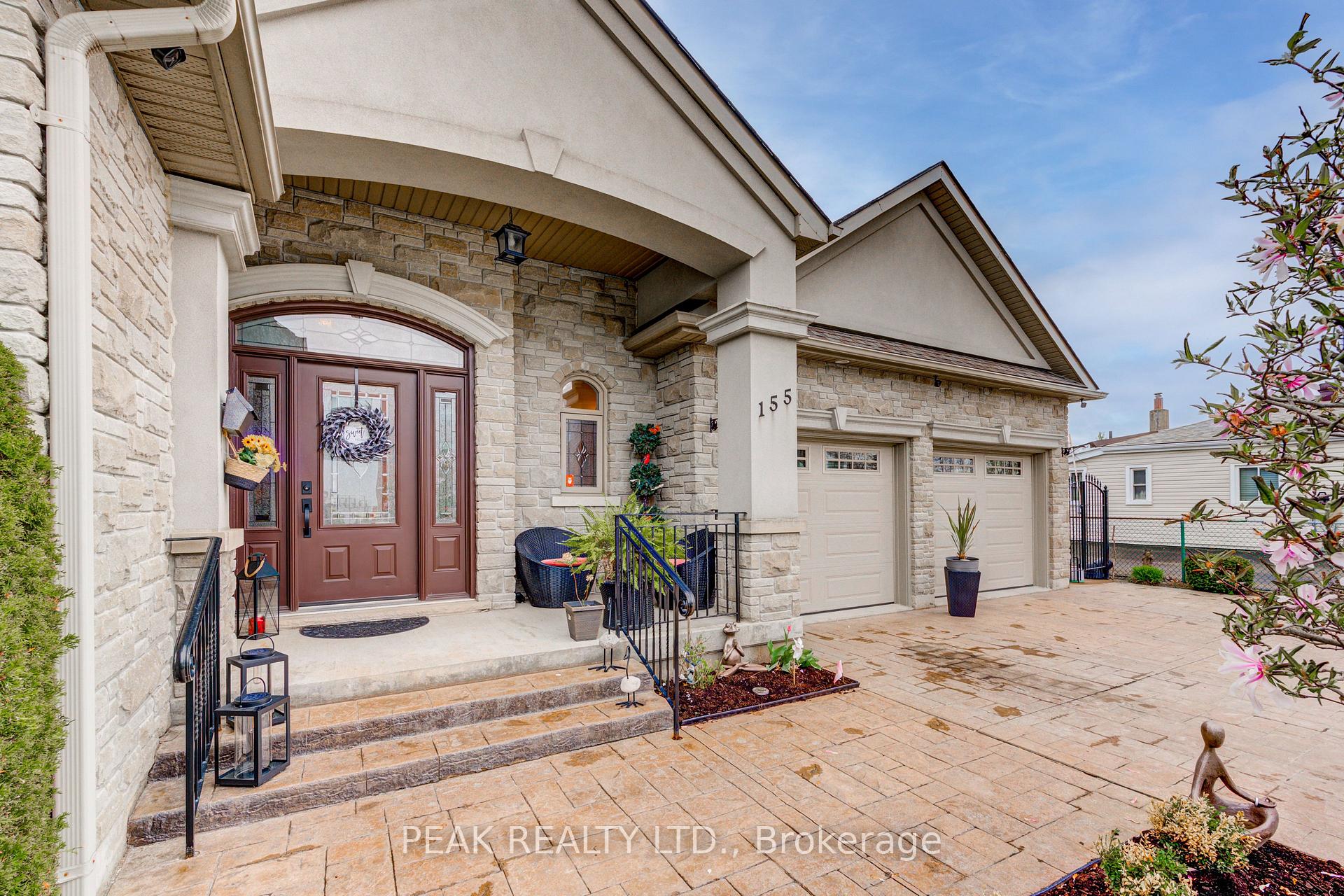 155 North Park Street, Brantford — photo 3 of 5