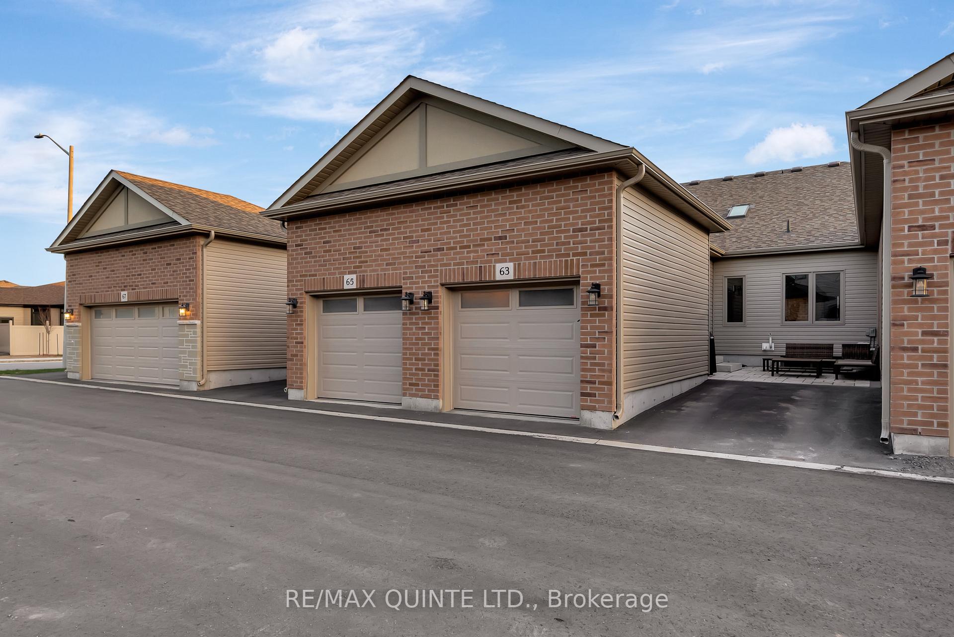 63 Athabaska Drive, Belleville — photo 2 of 5