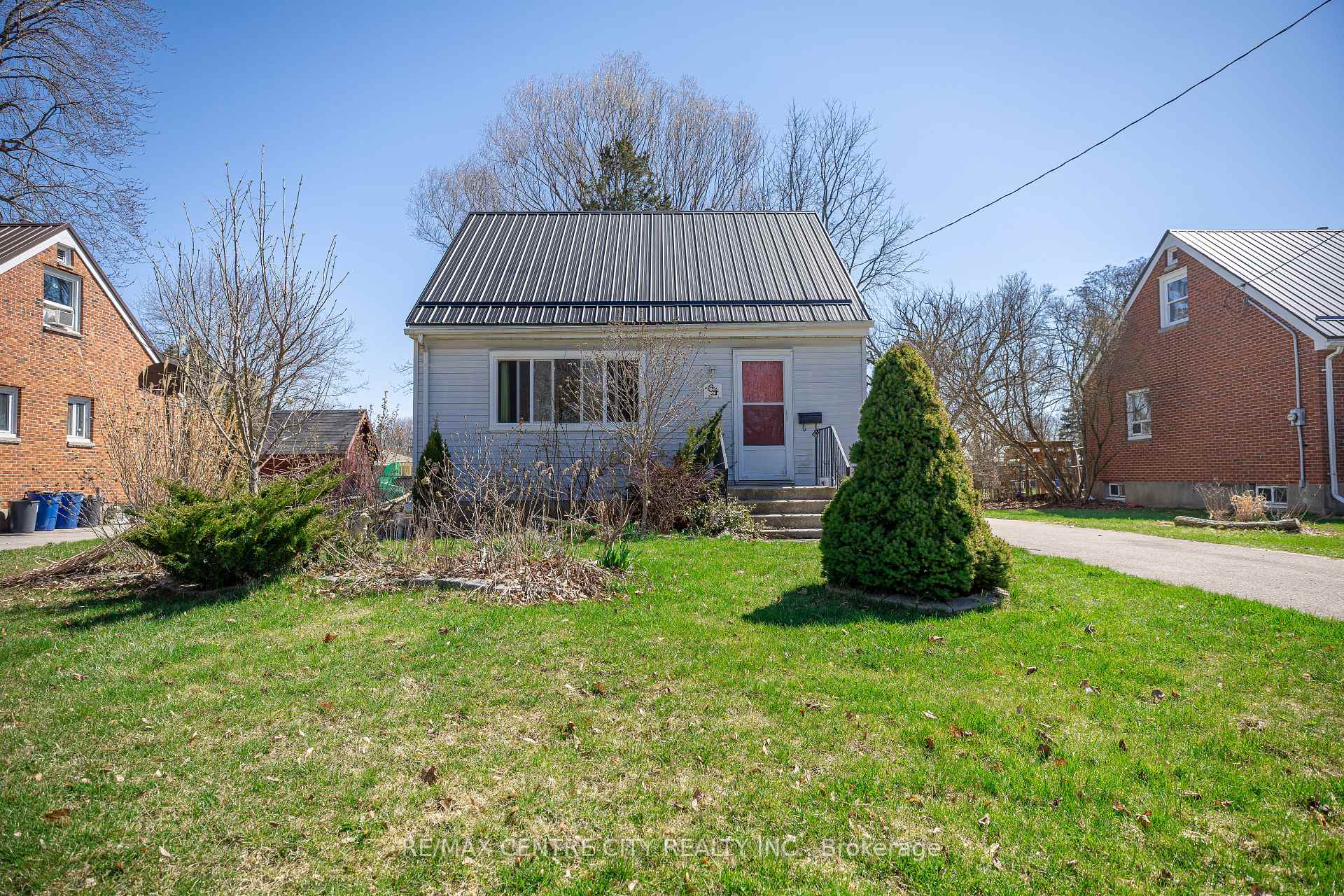 64 Dunkirk Drive, St. Thomas, ON N5R 1S3