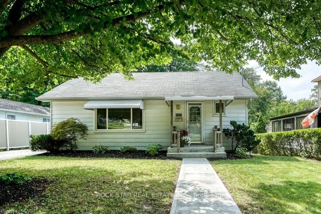 102 Kribs Street Lower, Cambridge, ON N3C 3N5