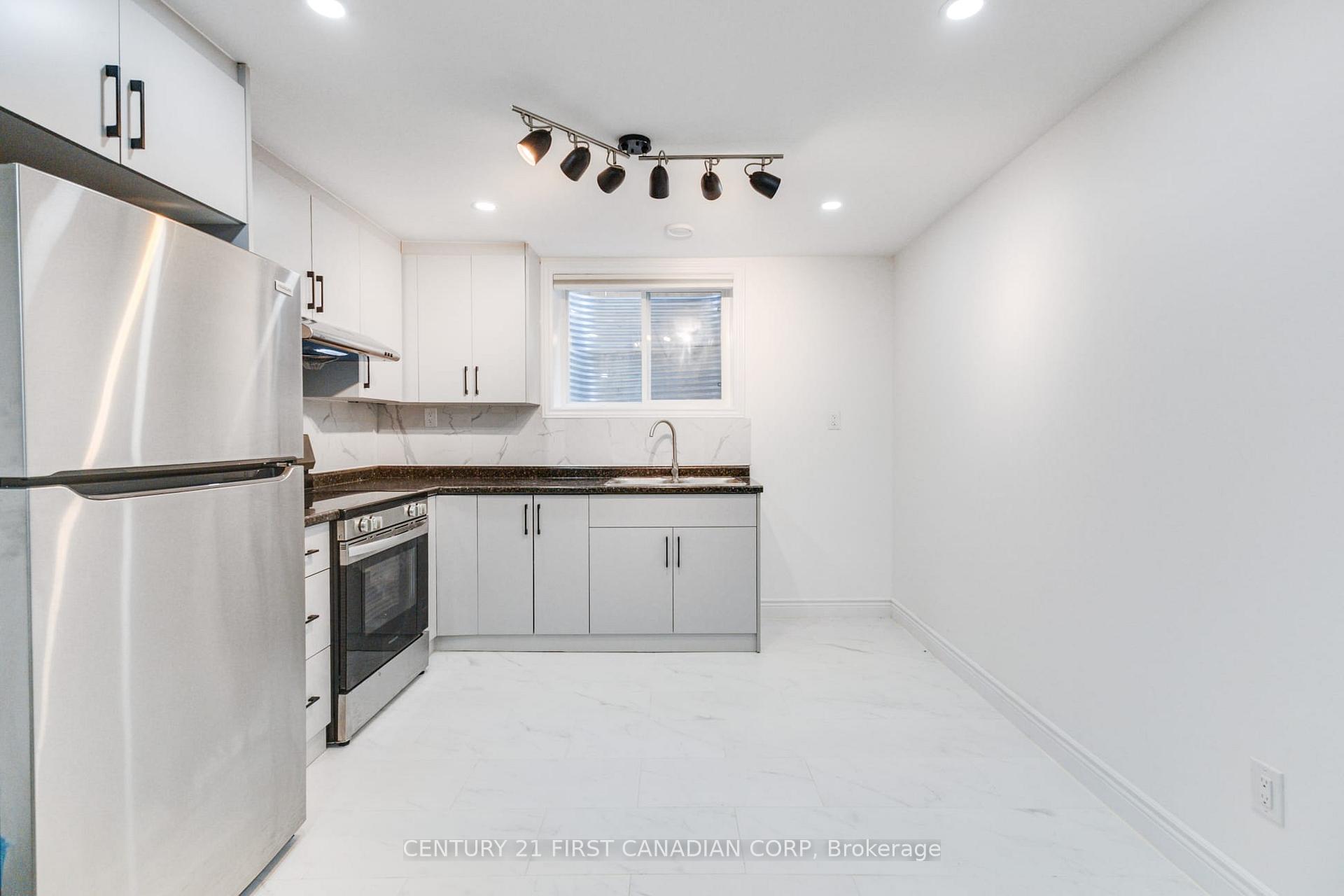 2043 Cedarpark Drive Lower, London North — photo 5 of 5