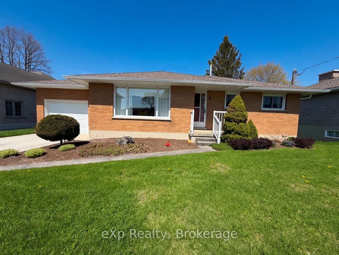 3 Dietz Street, South Bruce, ON N0G 2J0