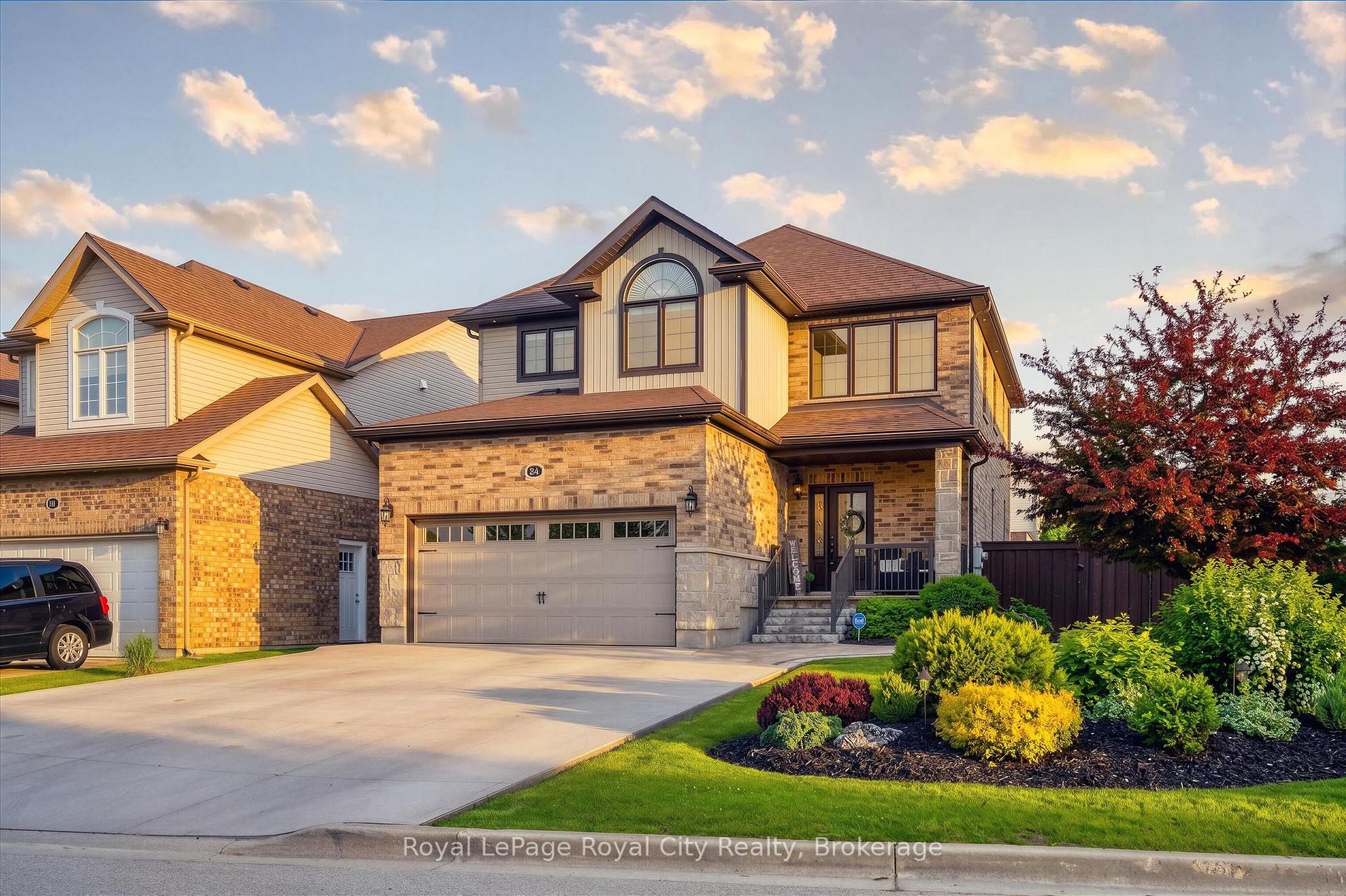 24 Popham Drive, Guelph, ON N1E 0B8