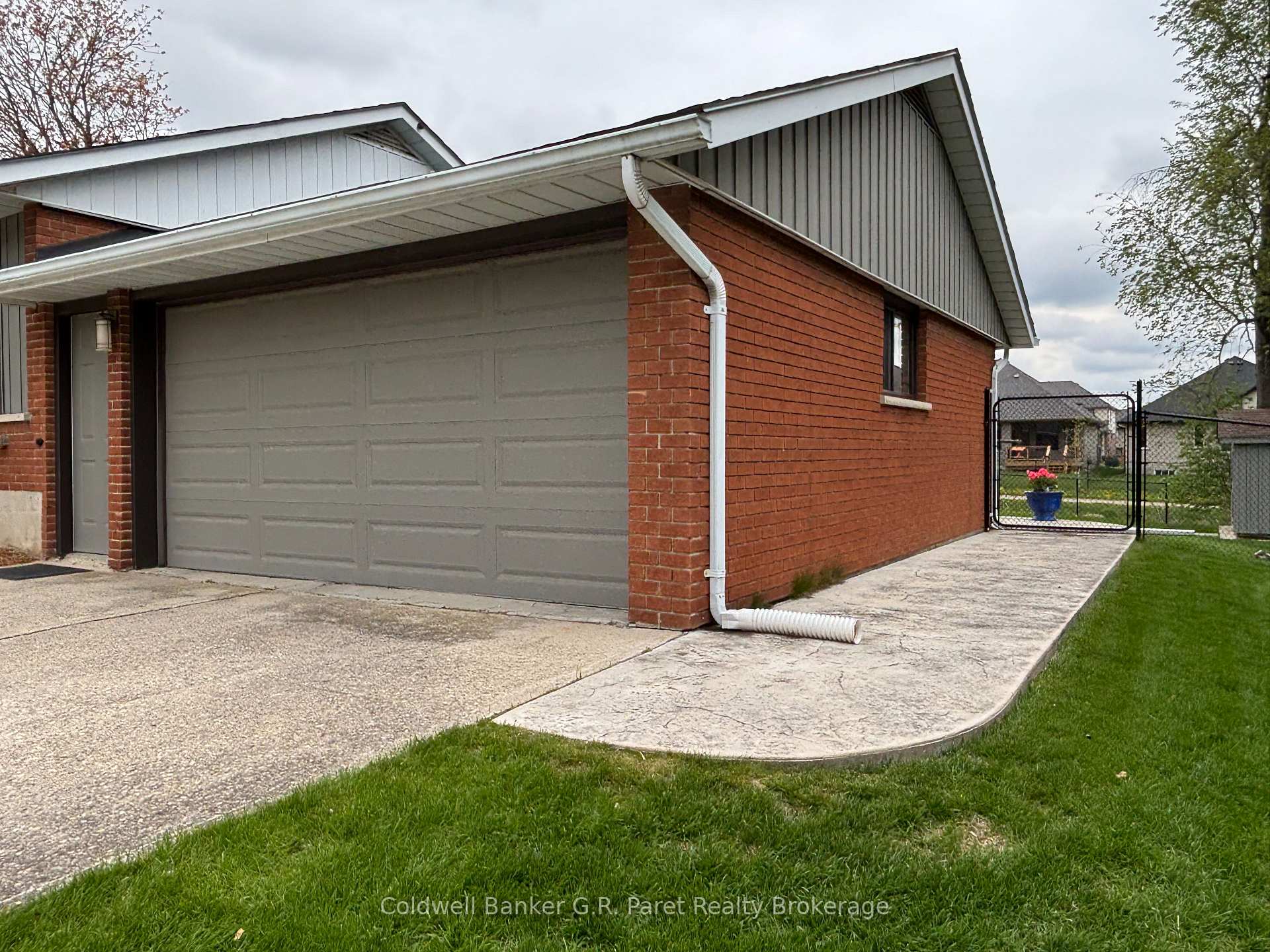 35 Tanager Drive, Tillsonburg — photo 3 of 5