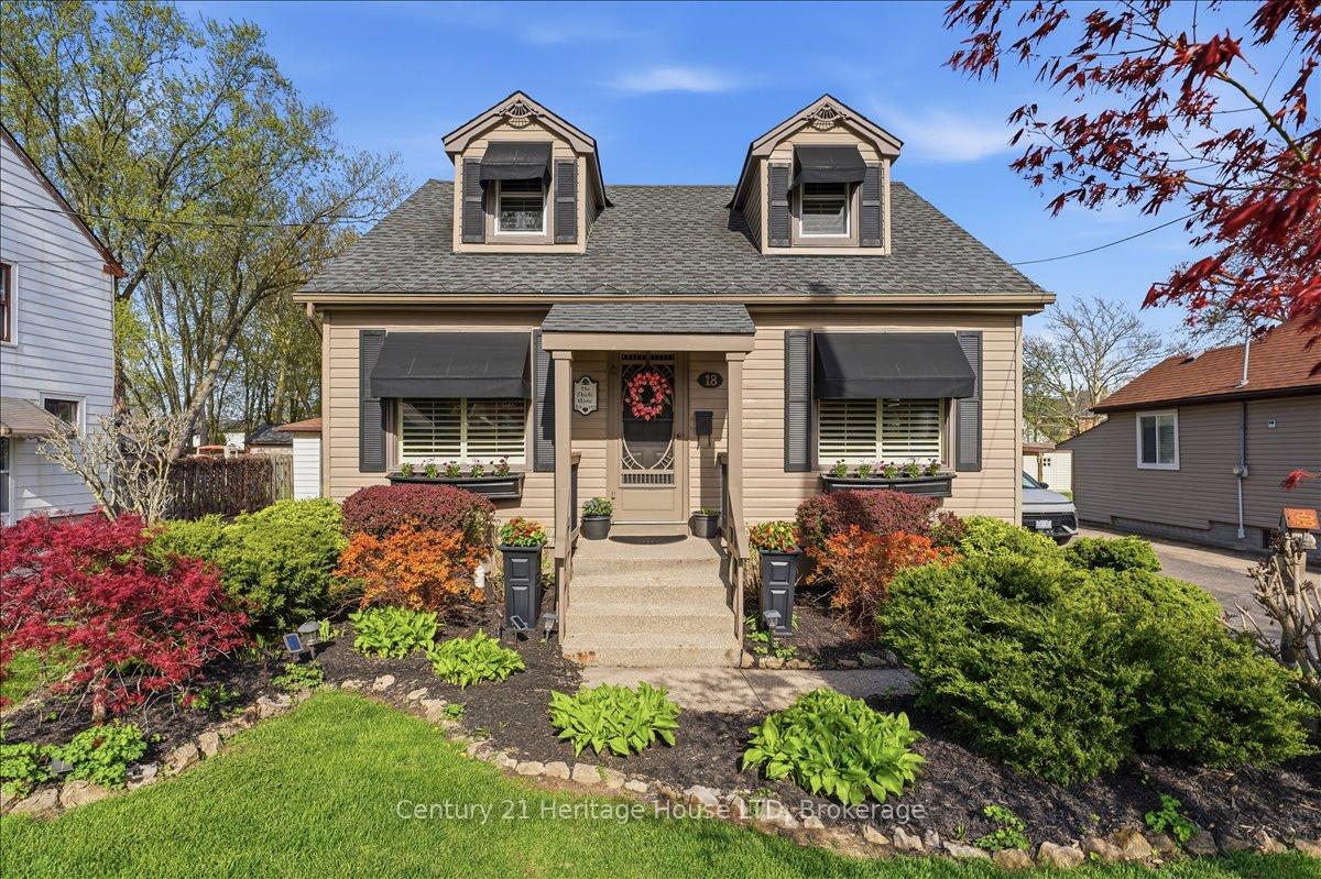18 Northhaven Road, Welland, ON L3C 1X1