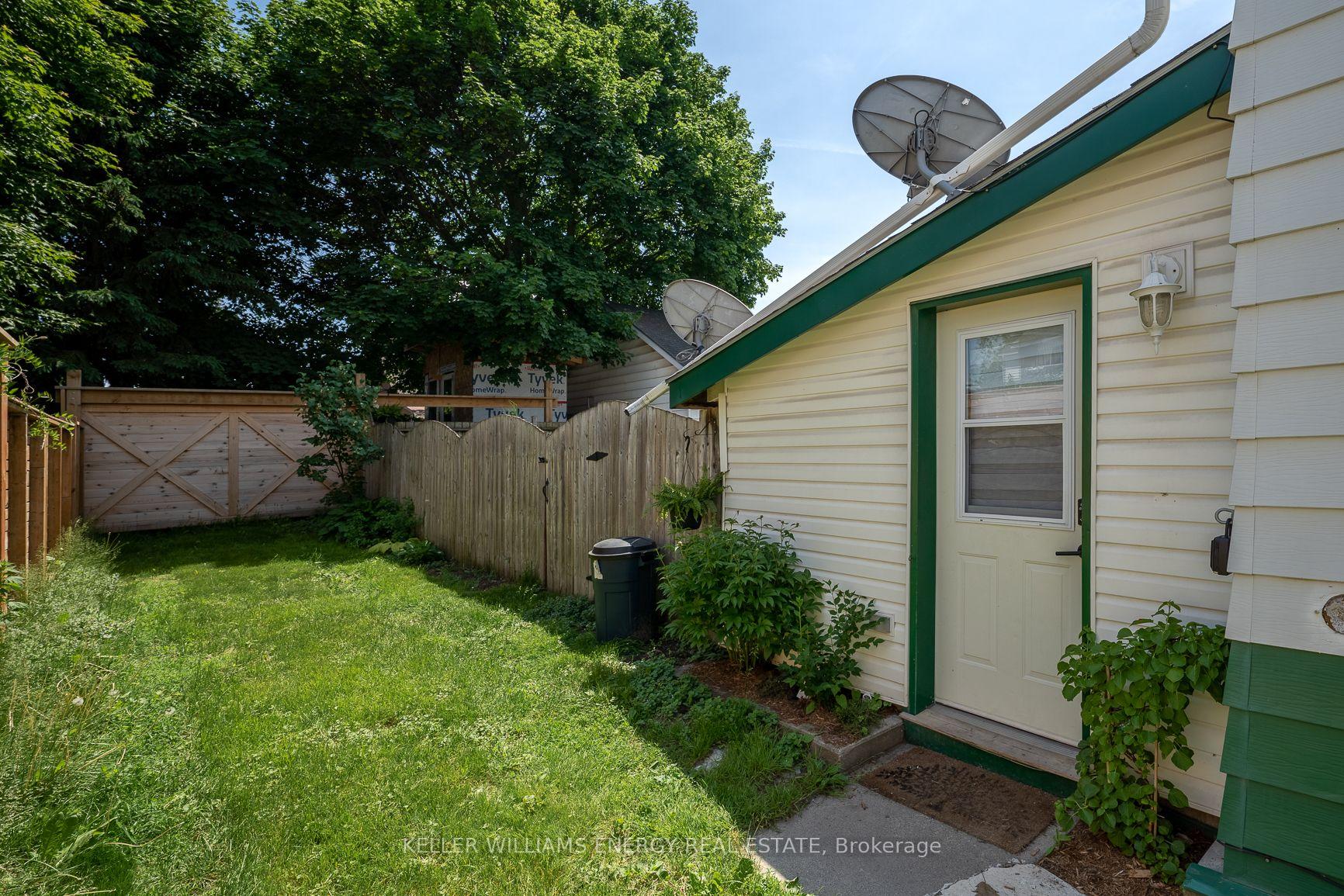 60 Picton Main Street, Prince Edward County — photo 5 of 5