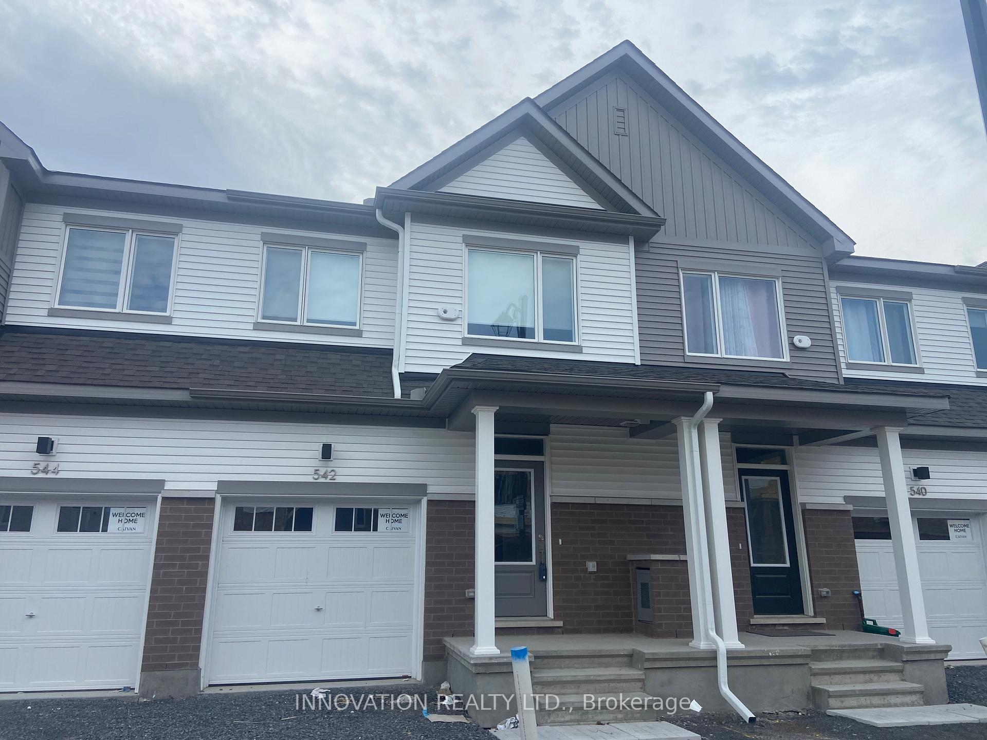 542 Promontory Place, Barrhaven, ON K2J 7H2
