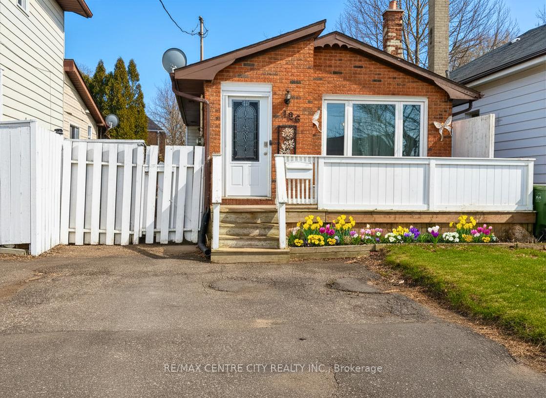 186 Centre Street, St. Thomas, ON N5R 3A4 — St. Thomas, Ontario
