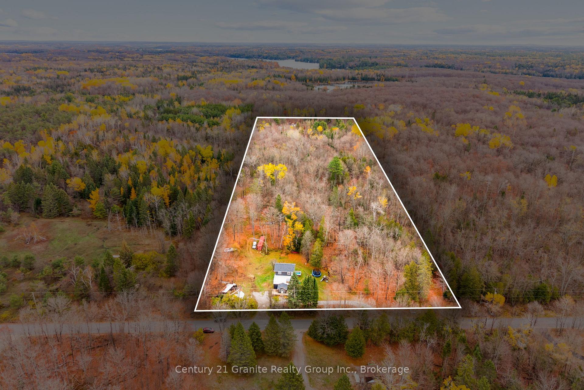 1126 Rice Road, Minden Hills — photo 4 of 5
