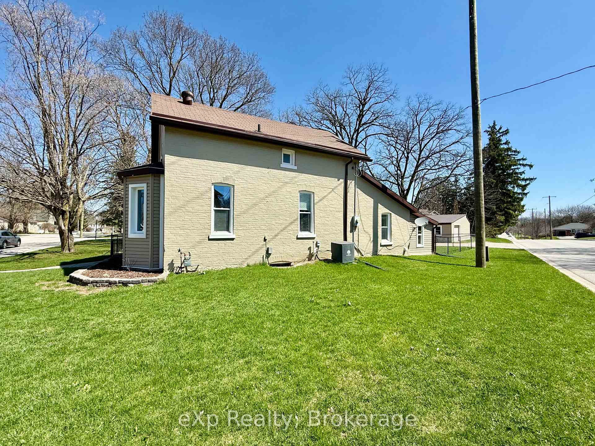 630 GIBSON Street, Brockton — photo 3 of 5