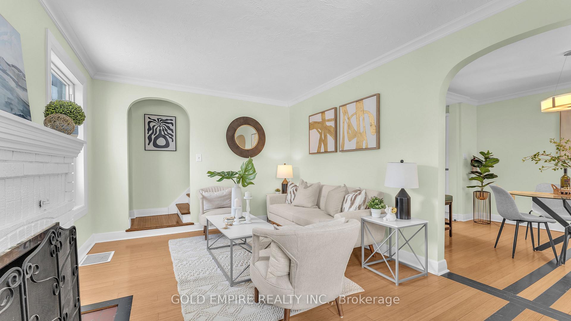 727 Whetter Avenue, London South — photo 4 of 5