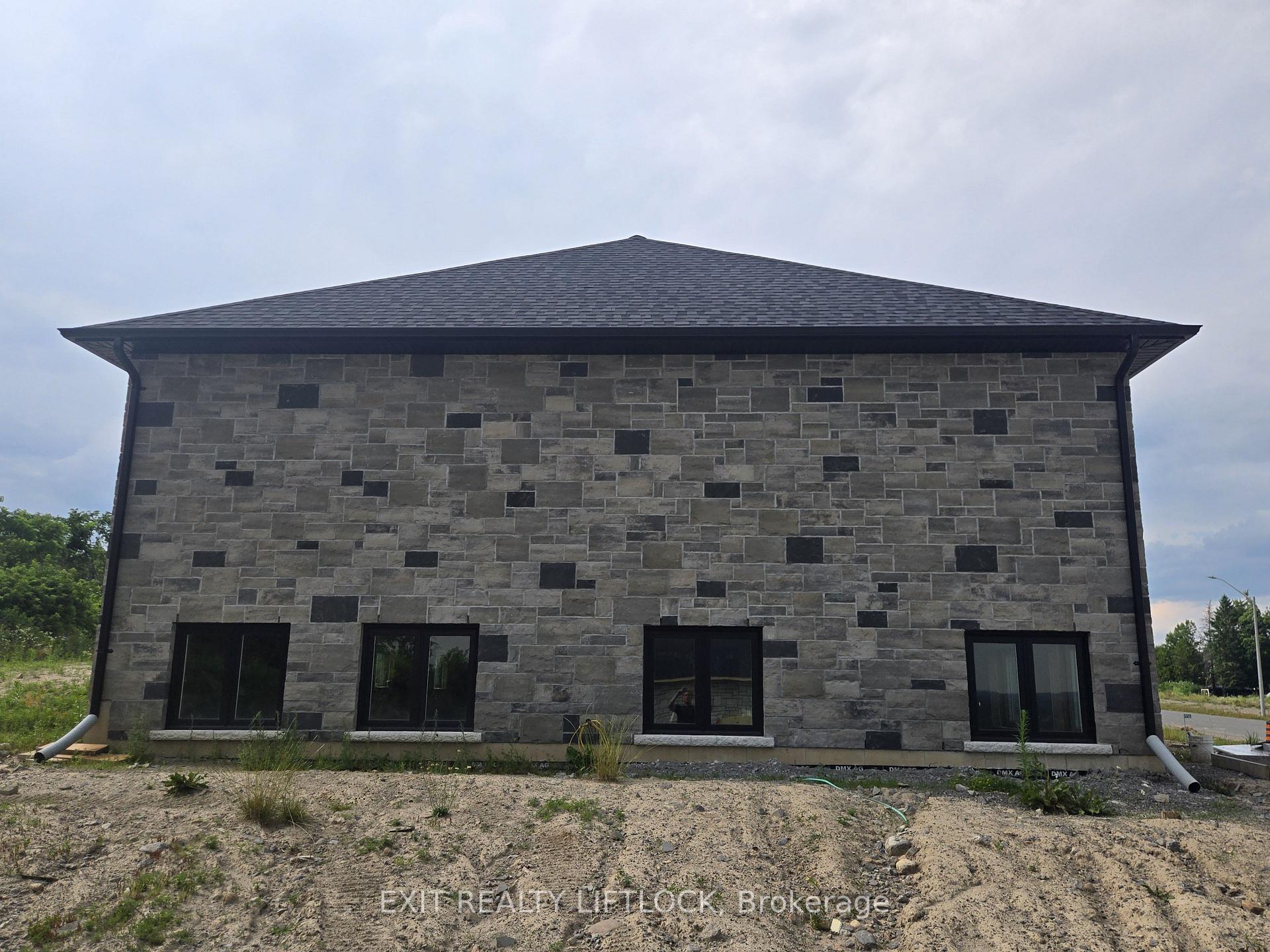 1936 Davenport Road, Cavan Monaghan — photo 3 of 5