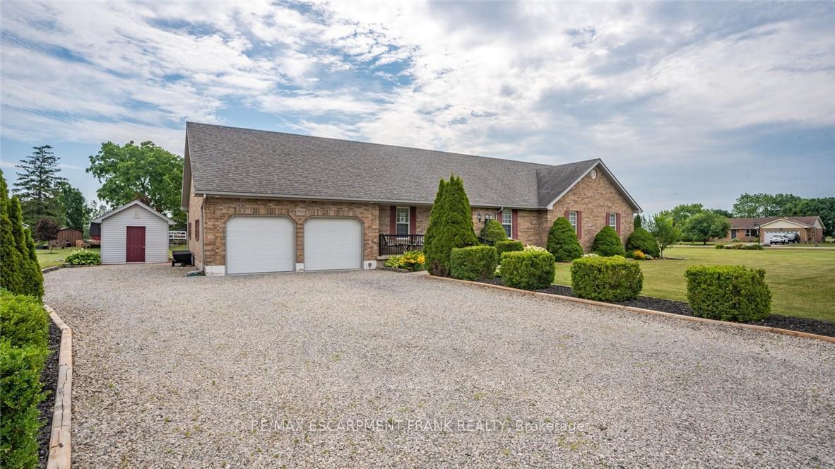 703 Broman Court, West Lincoln, ON N0A 1C0 — West Lincoln, Ontario