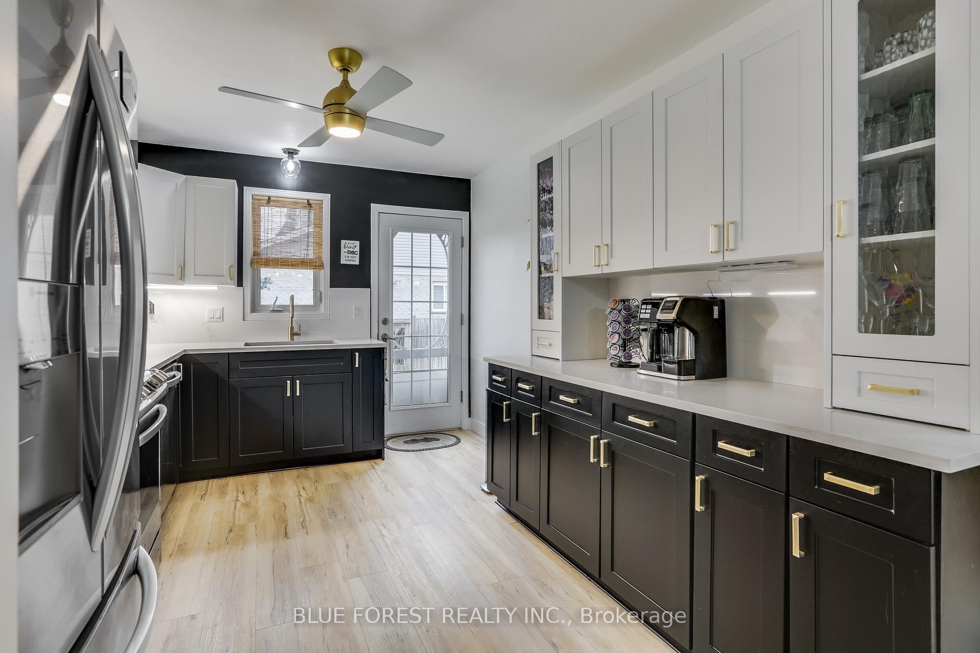 3 Meadowvale Drive, St. Thomas — photo 3 of 5