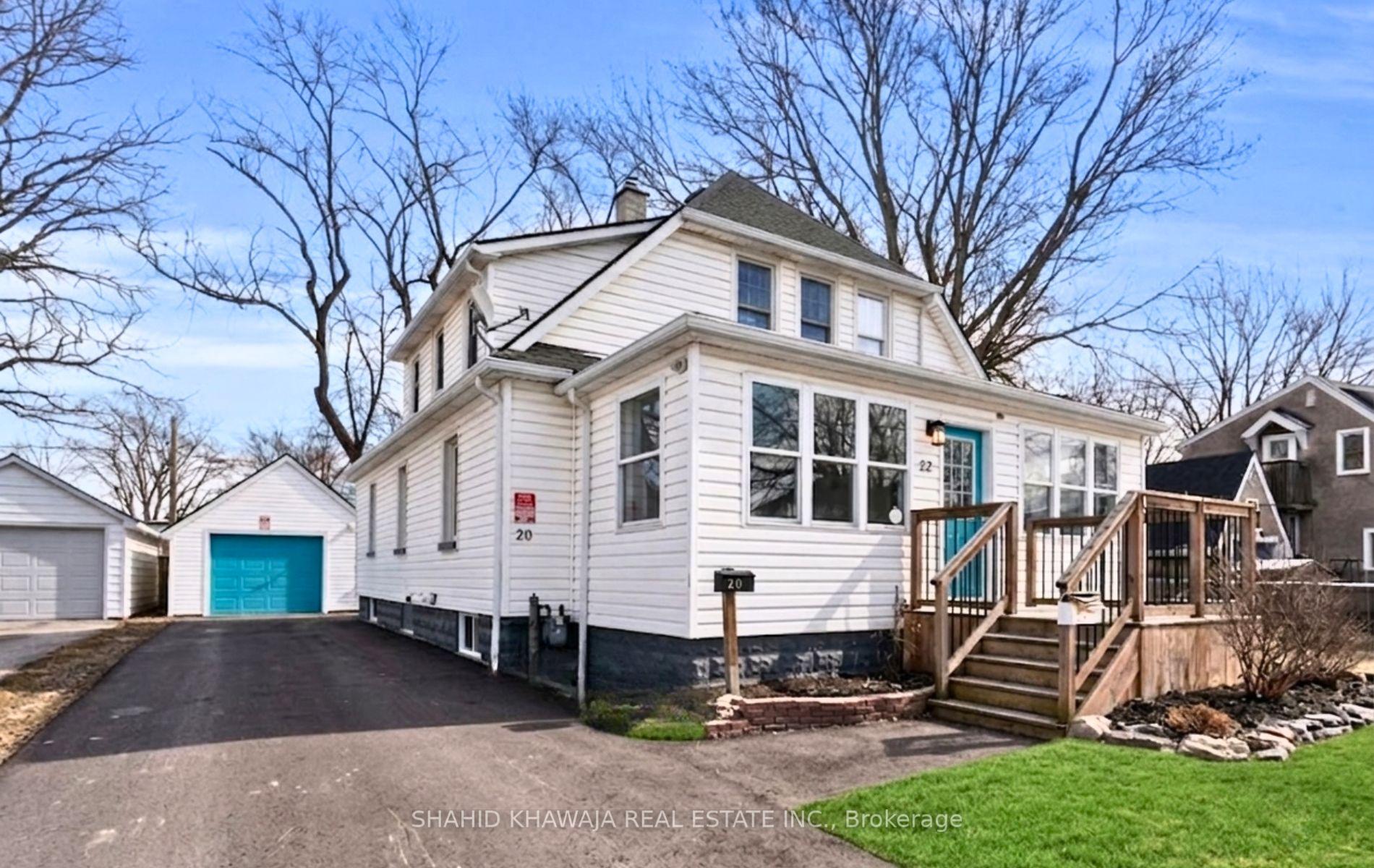 22 Lyons Avenue, Welland — photo 2 of 5