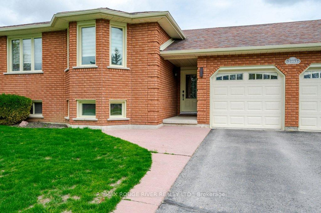 2993 Jennifer Drive, Peterborough — photo 3 of 5