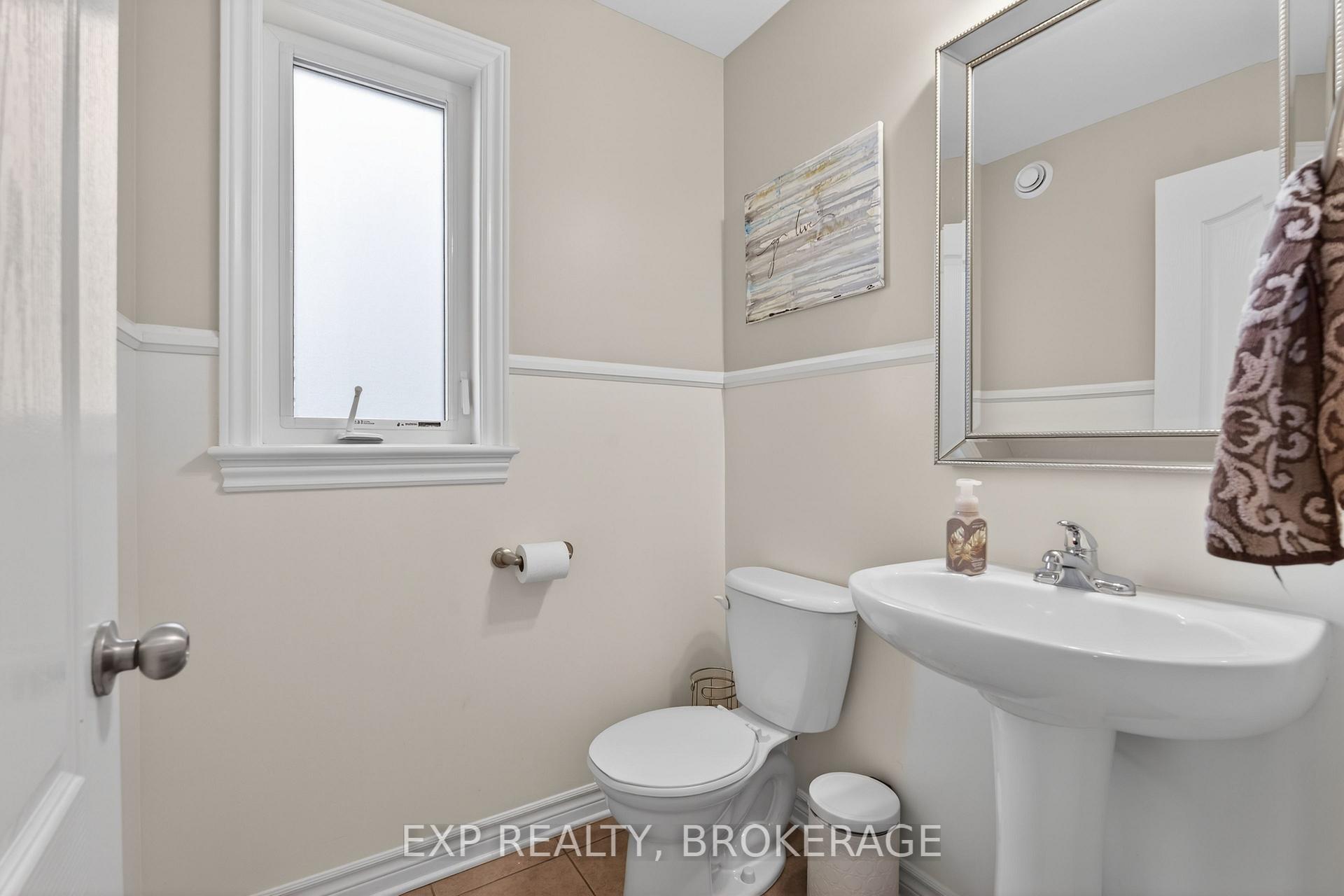 1140 ESCALA Crescent, Kingston — photo 4 of 5
