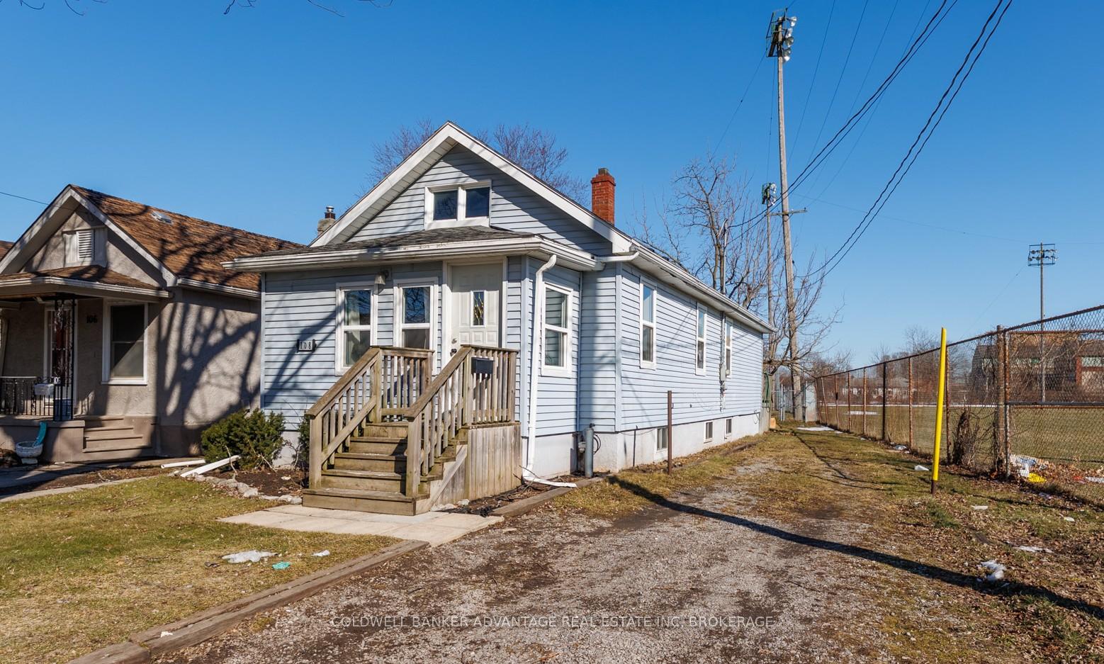 108 Burgar Street, Welland, ON L3B 2S8 — Welland, Ontario