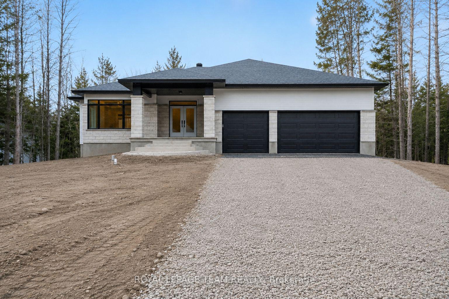 63 Hogan Drive, McNab/Braeside, ON K7S 0L1 — McNab/Braeside, Ontario