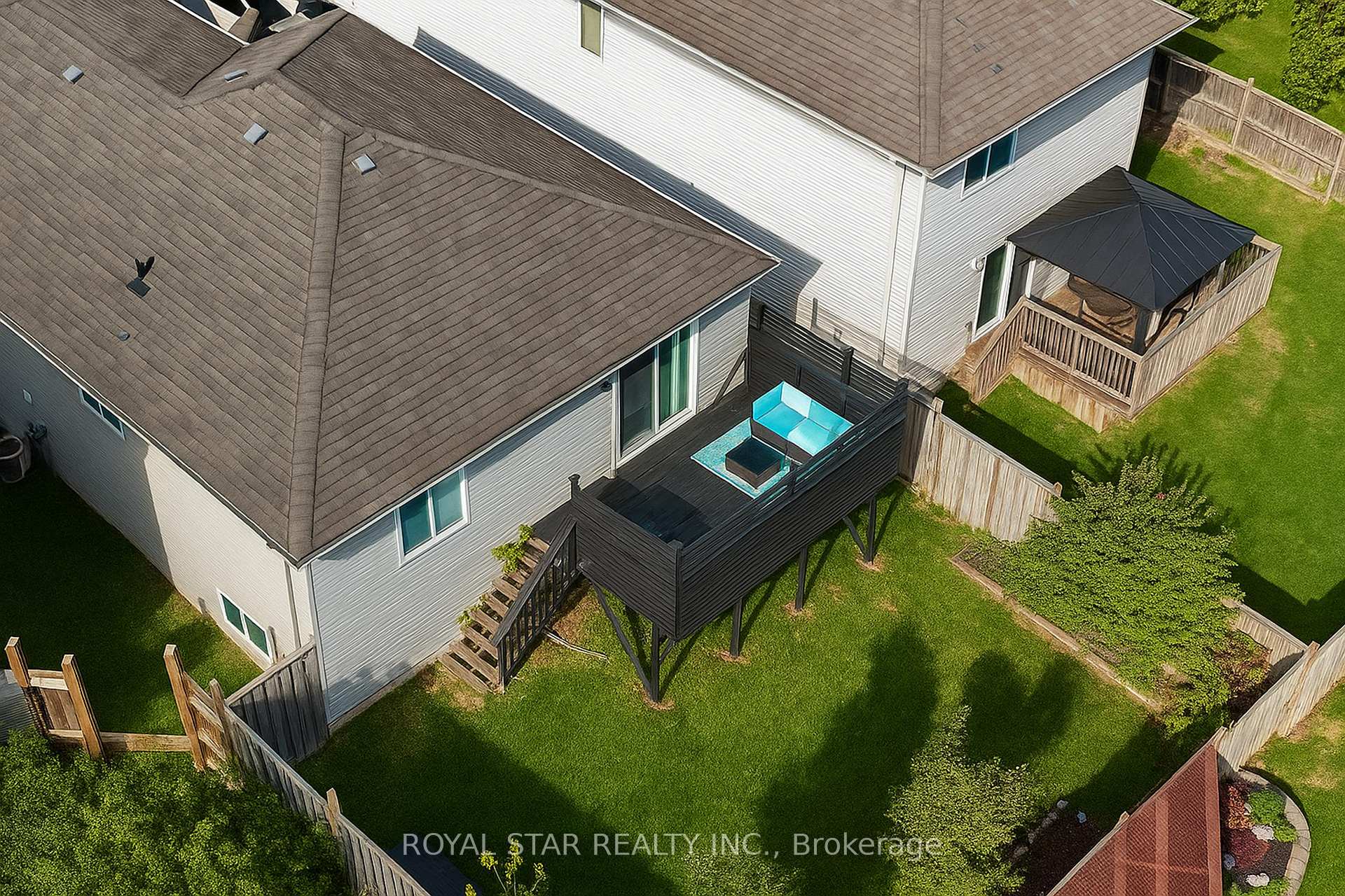 3 Kerr Crescent, Ingersoll — photo 3 of 5