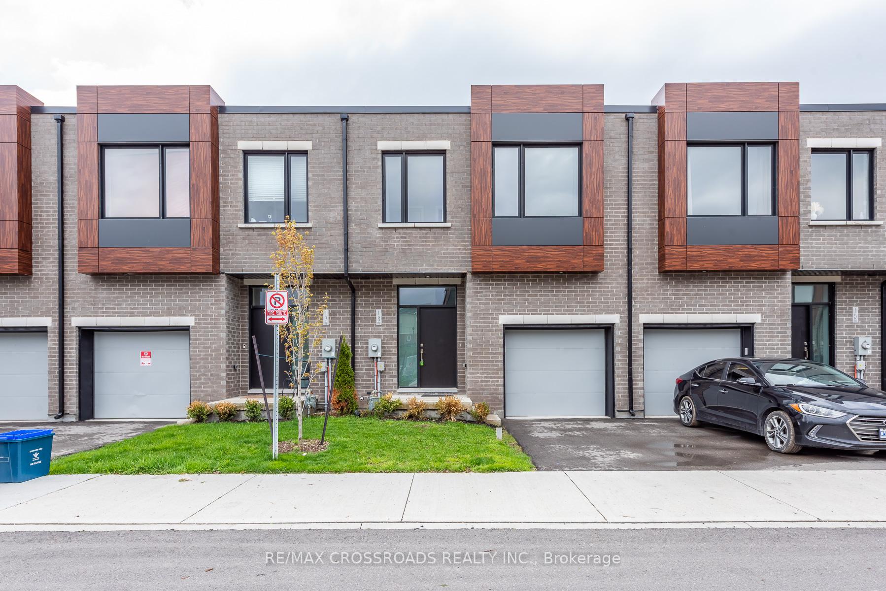 416 Dundas Street S 16, Cambridge, ON N1T 0E6