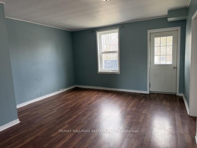 5 George Street E, Kawartha Lakes — photo 2 of 5