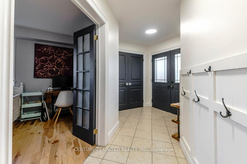 810 Hargrove Trail, Peterborough — photo 4 of 5