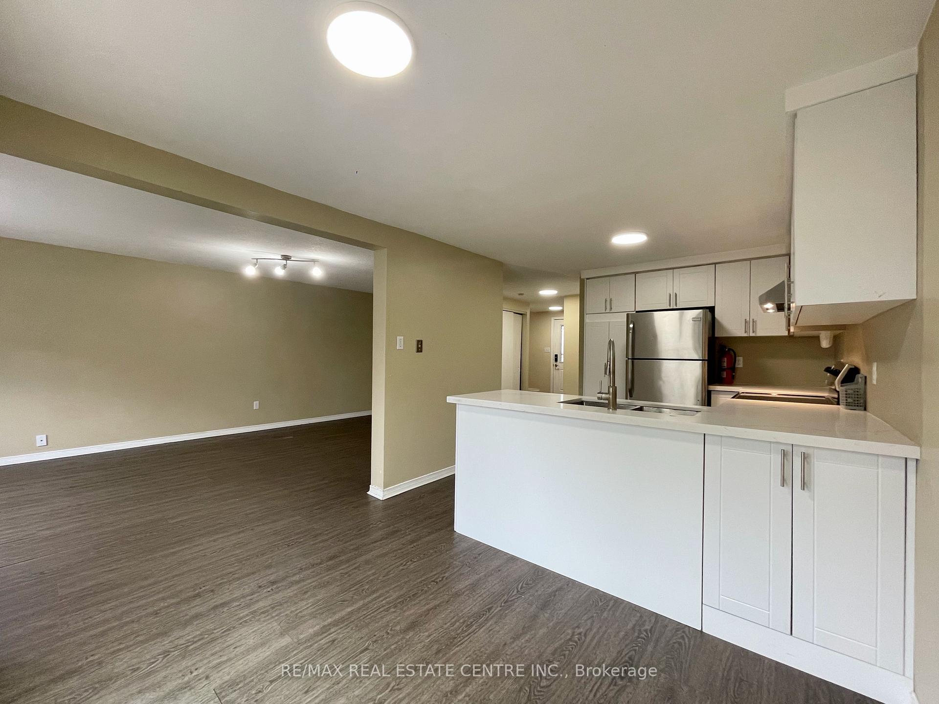 220 Pastern Trail, Waterloo — photo 4 of 5