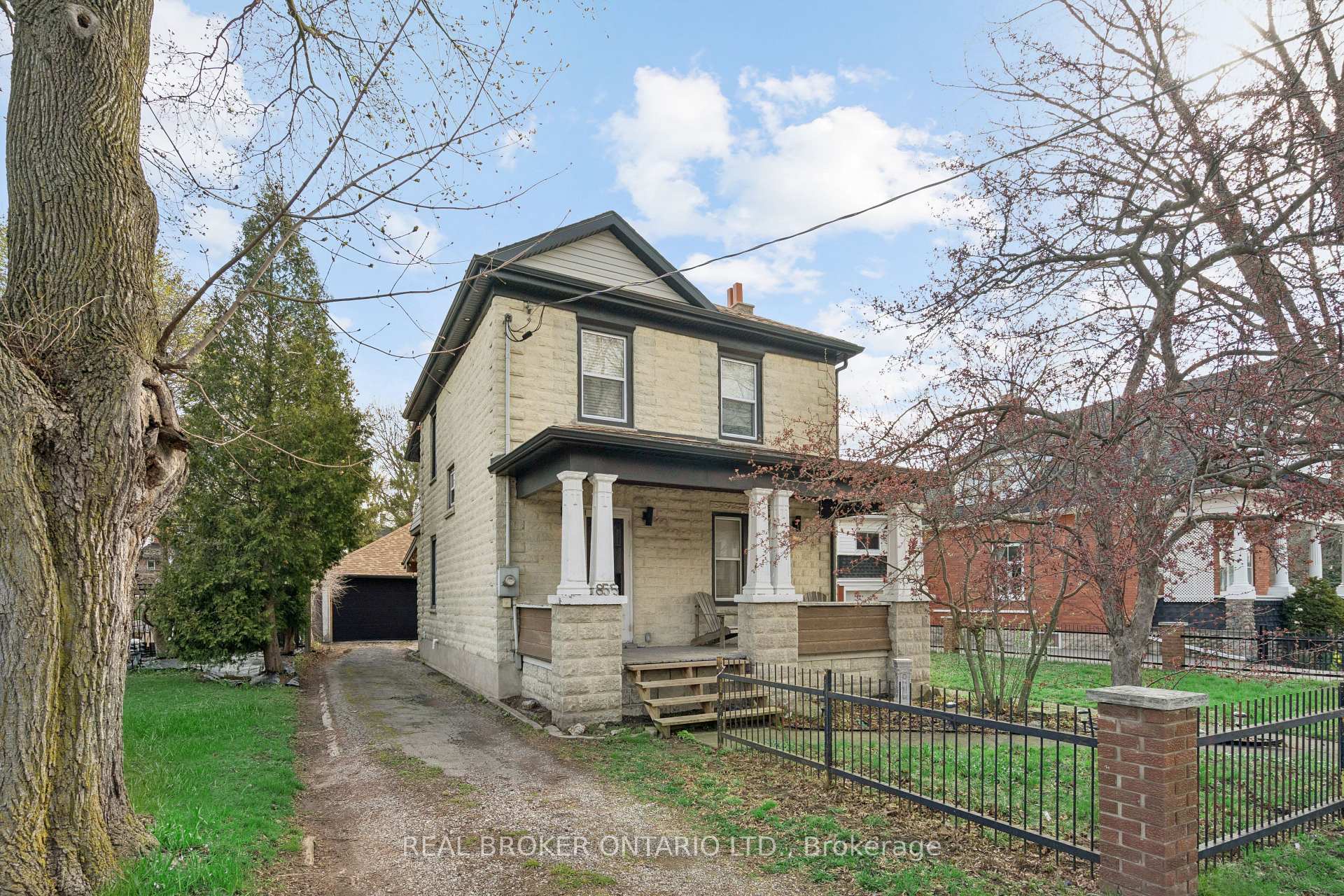 residential Property Image no.1