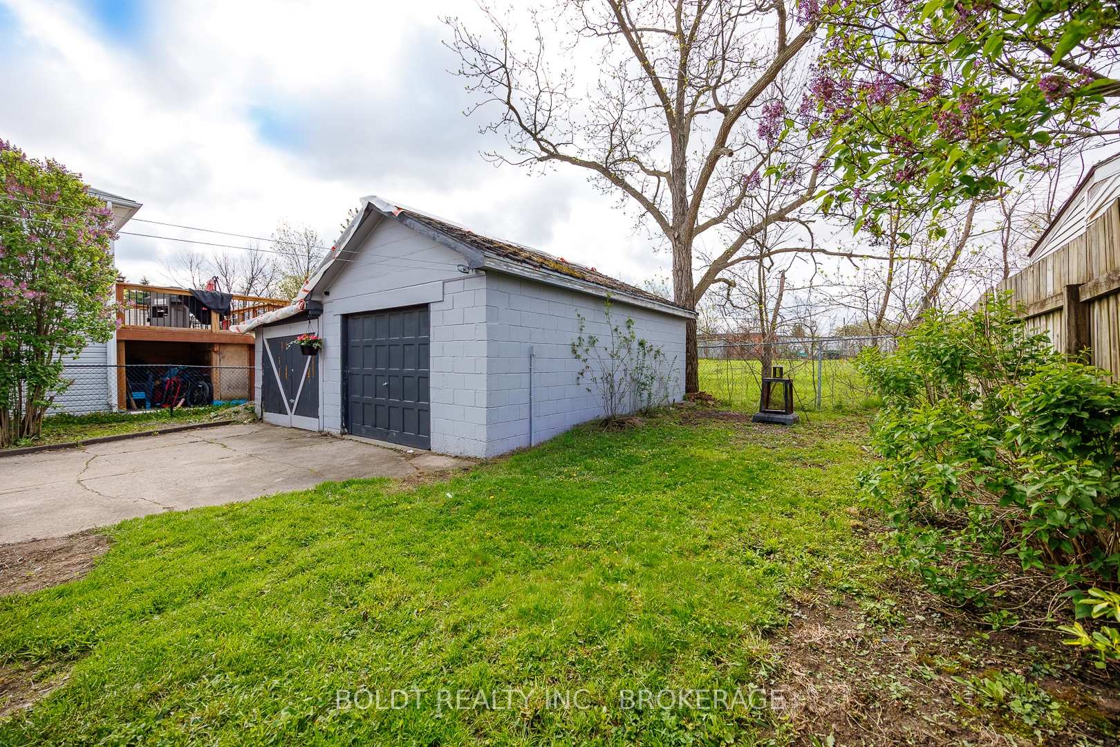 residential Property Image no.1
